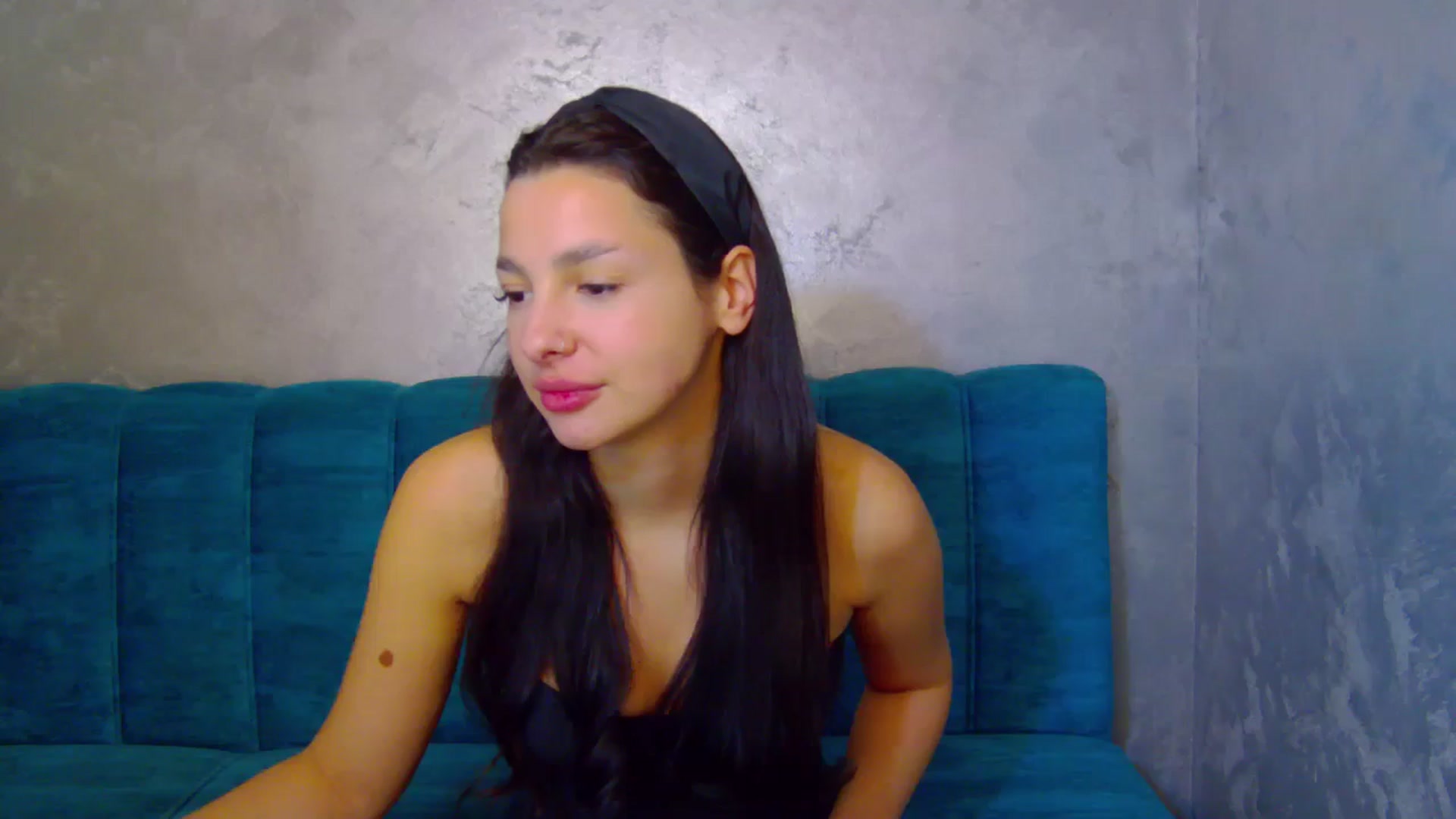 Gallery image thumbnail from SexyLittleMe's myfreecams stream on, 11/08/2024, 20:05 image 8 of 20