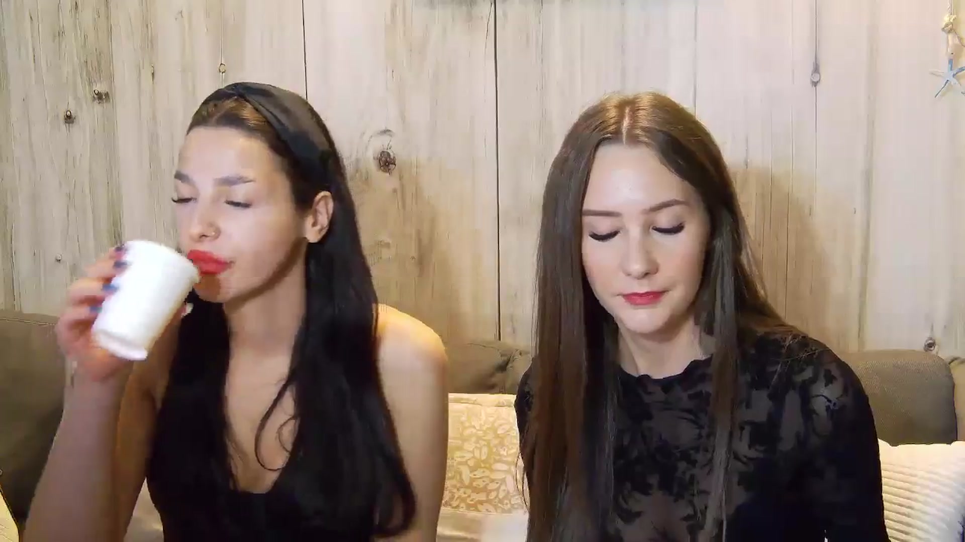 Gallery image thumbnail from SexyLittleMe's myfreecams stream on, 11/08/2024, 21:55 image 19 of 20