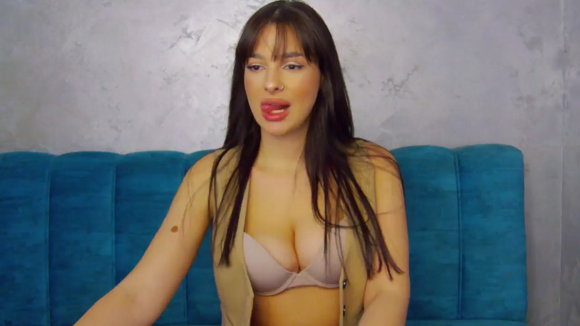 Gallery image thumbnail from SexyLittleMe's myfreecams stream on, 11/09/2024, 16:15 image 19 of 20