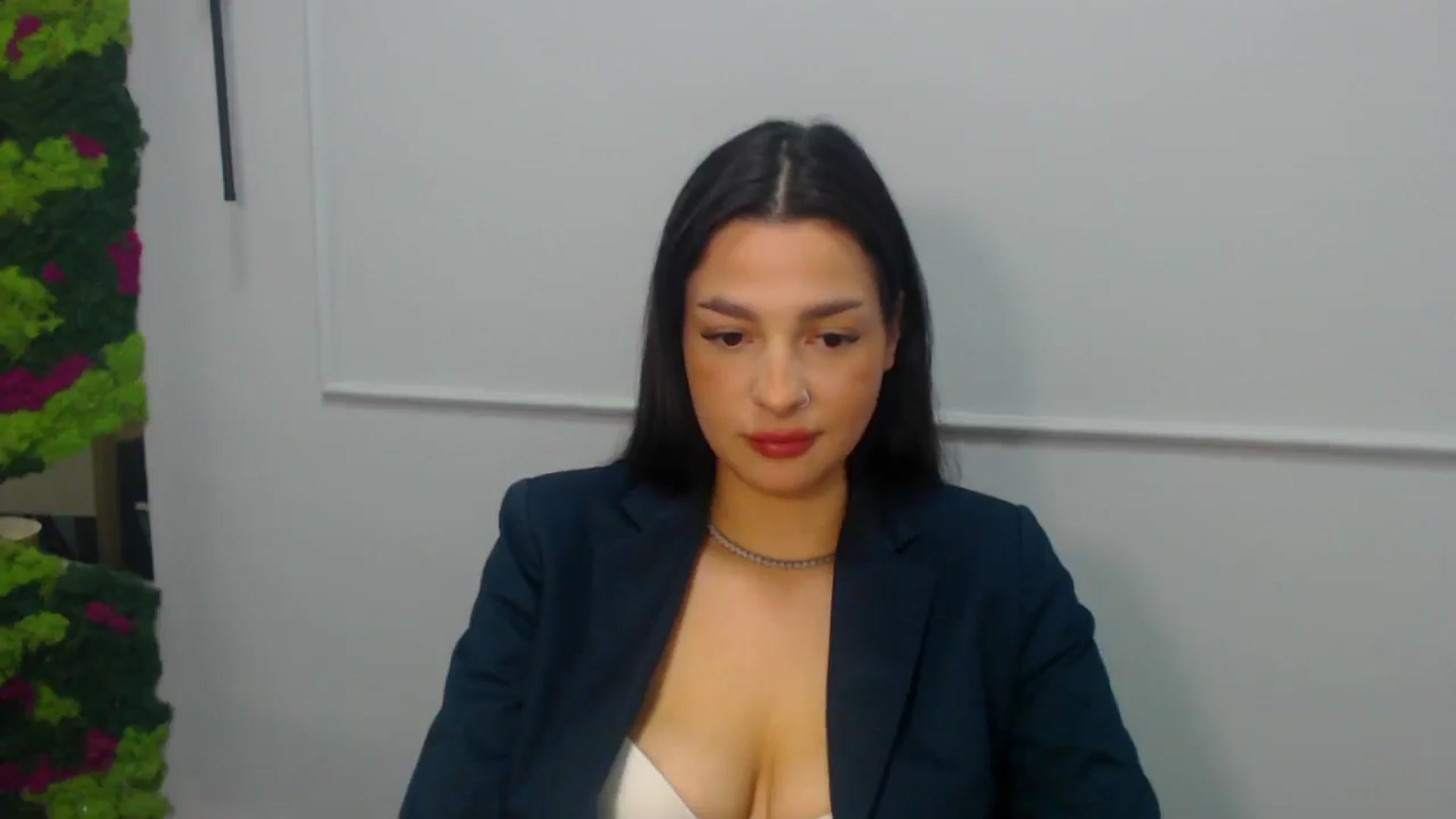 Gallery image thumbnail from SexyLittleMe's myfreecams stream on, 11/10/2024, 16:40 image 16 of 20