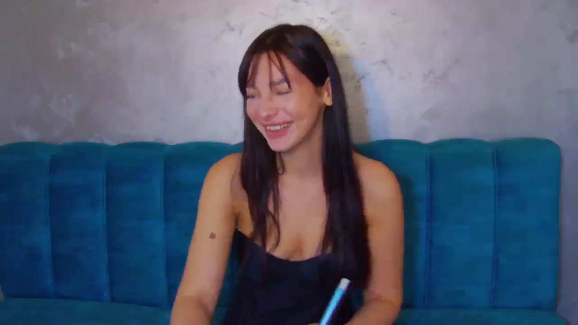 Gallery image thumbnail from SexyLittleMe's myfreecams stream on, 11/17/2024, 16:37 image 5 of 20