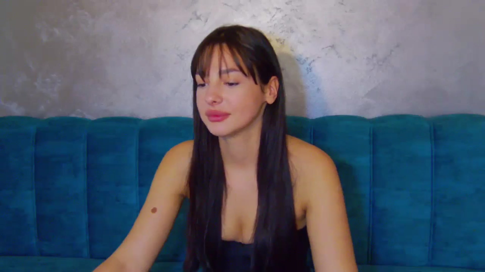 Gallery image thumbnail from SexyLittleMe's myfreecams stream on, 11/17/2024, 16:37 image 10 of 20