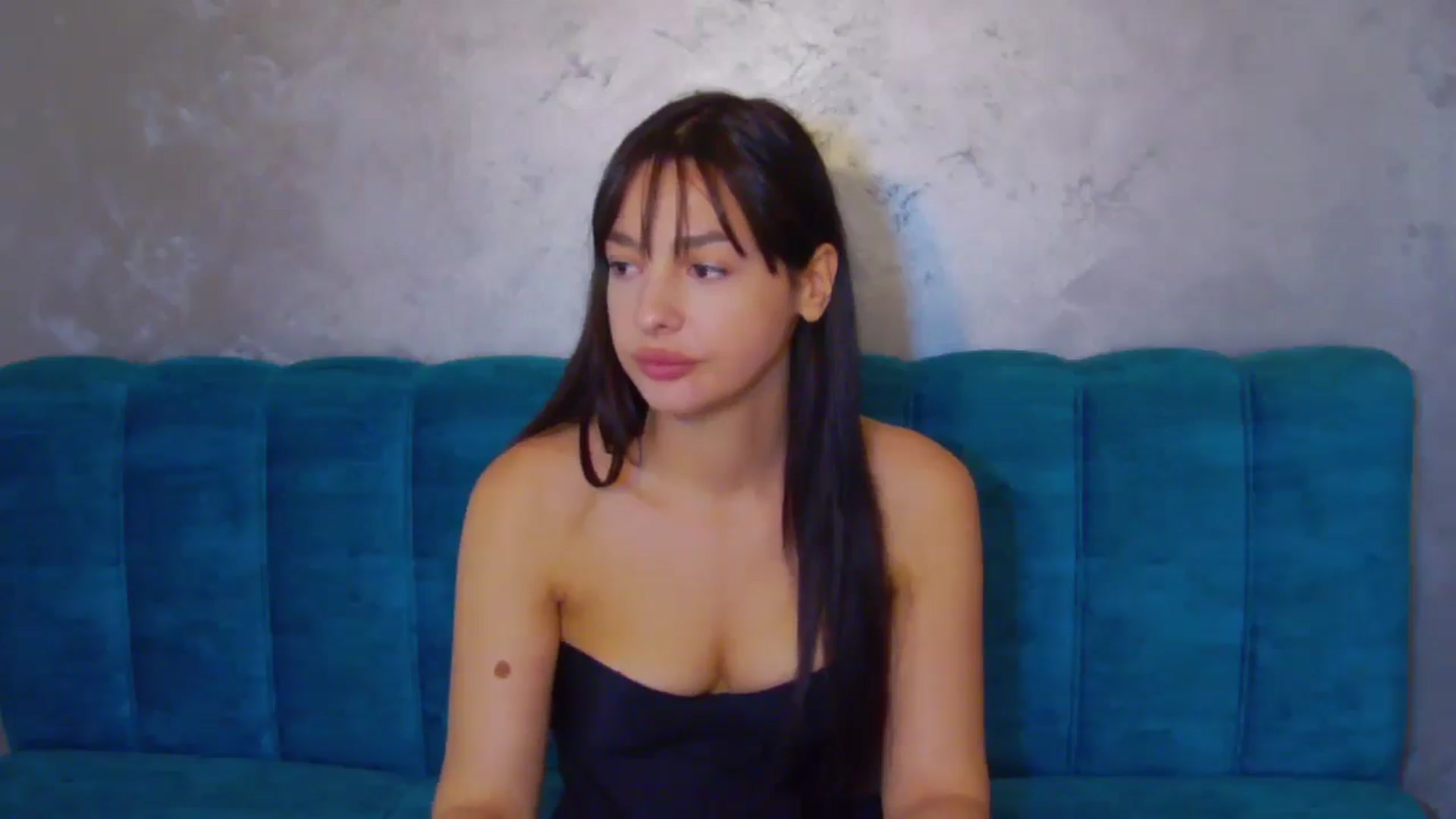 Gallery image thumbnail from SexyLittleMe's myfreecams stream on, 11/17/2024, 16:37 image 3 of 20