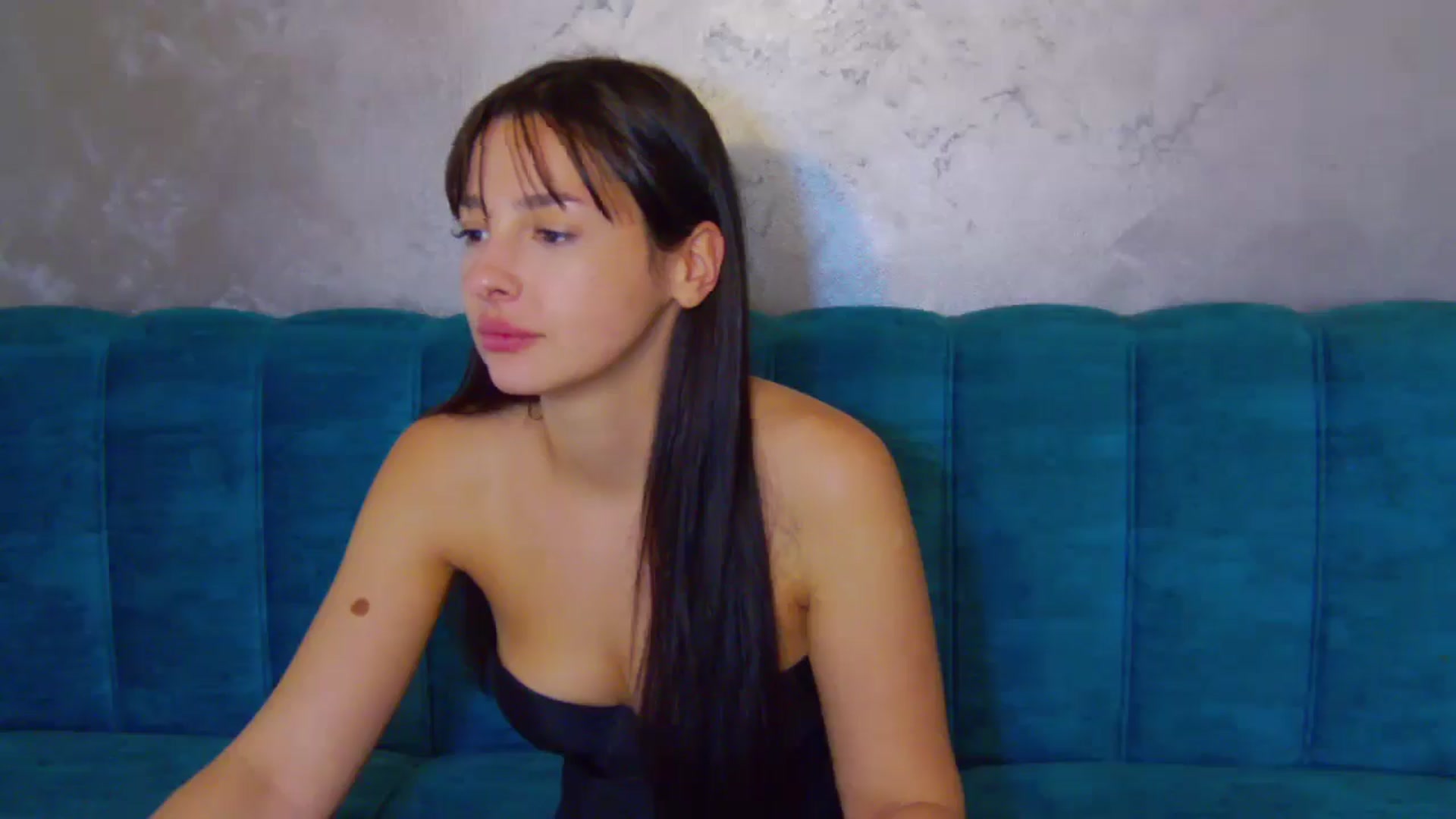 Gallery image thumbnail from SexyLittleMe's myfreecams stream on, 11/17/2024, 21:48 image 10 of 20