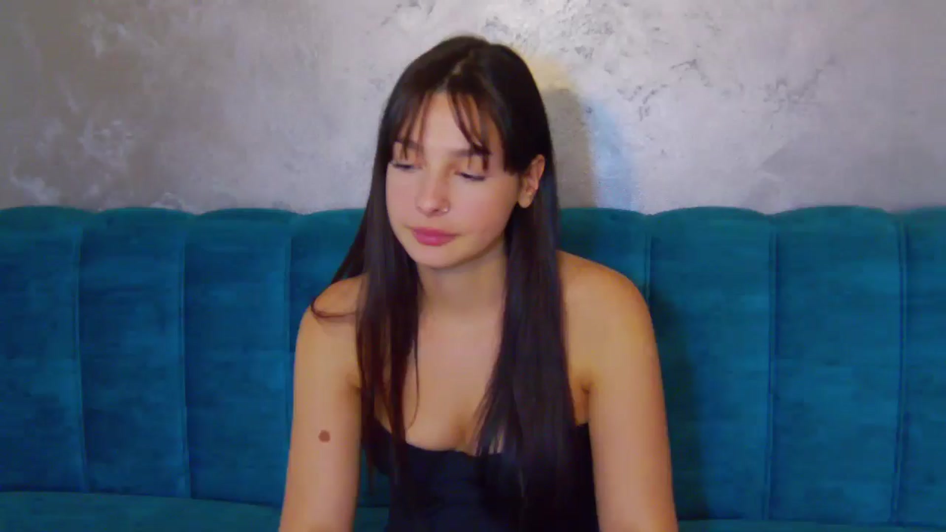 Gallery image thumbnail from SexyLittleMe's myfreecams stream on, 11/17/2024, 21:48 image 1 of 20