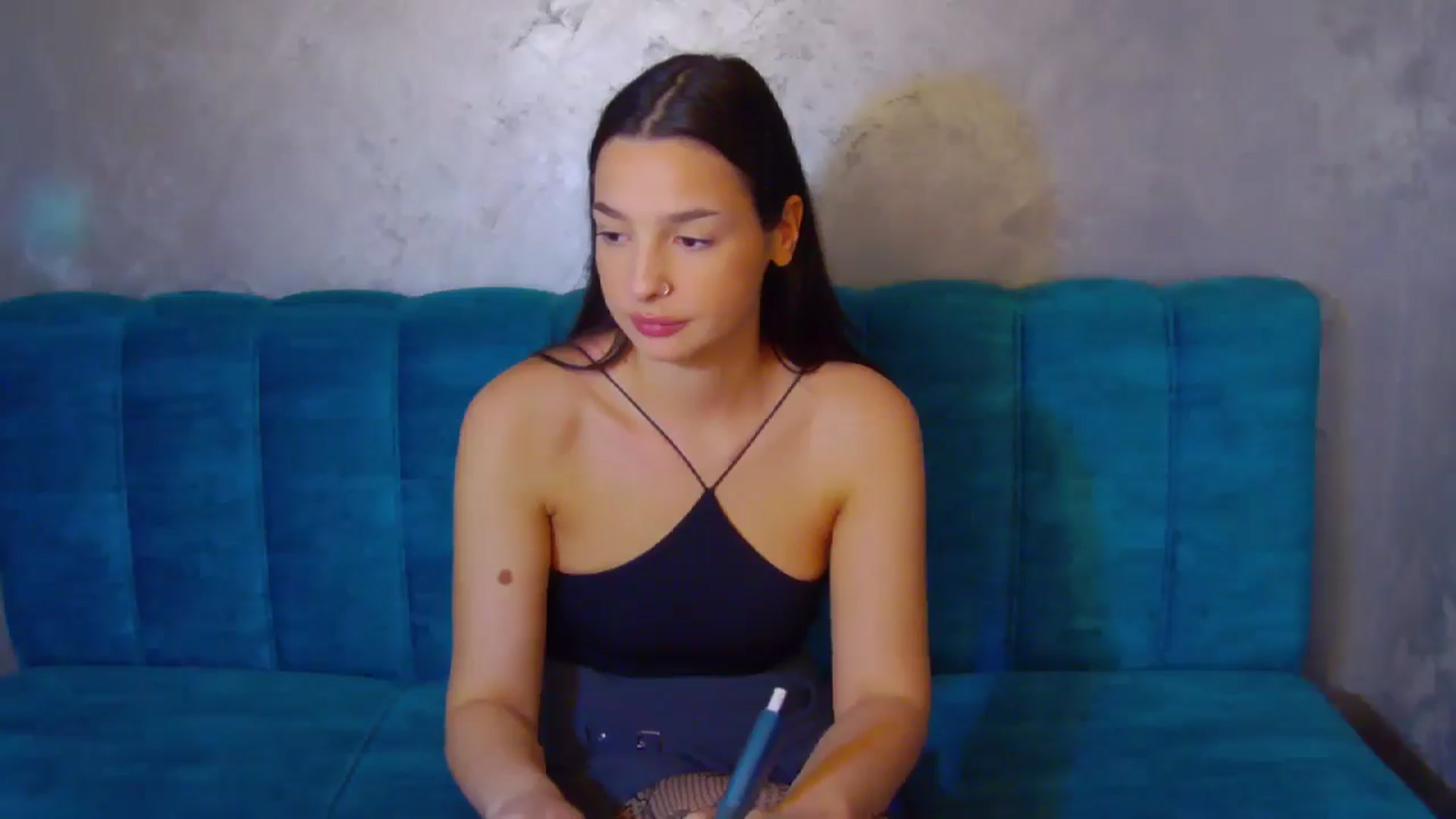 Gallery image thumbnail from SexyLittleMe's myfreecams stream on, 11/19/2024, 16:12 image 7 of 20