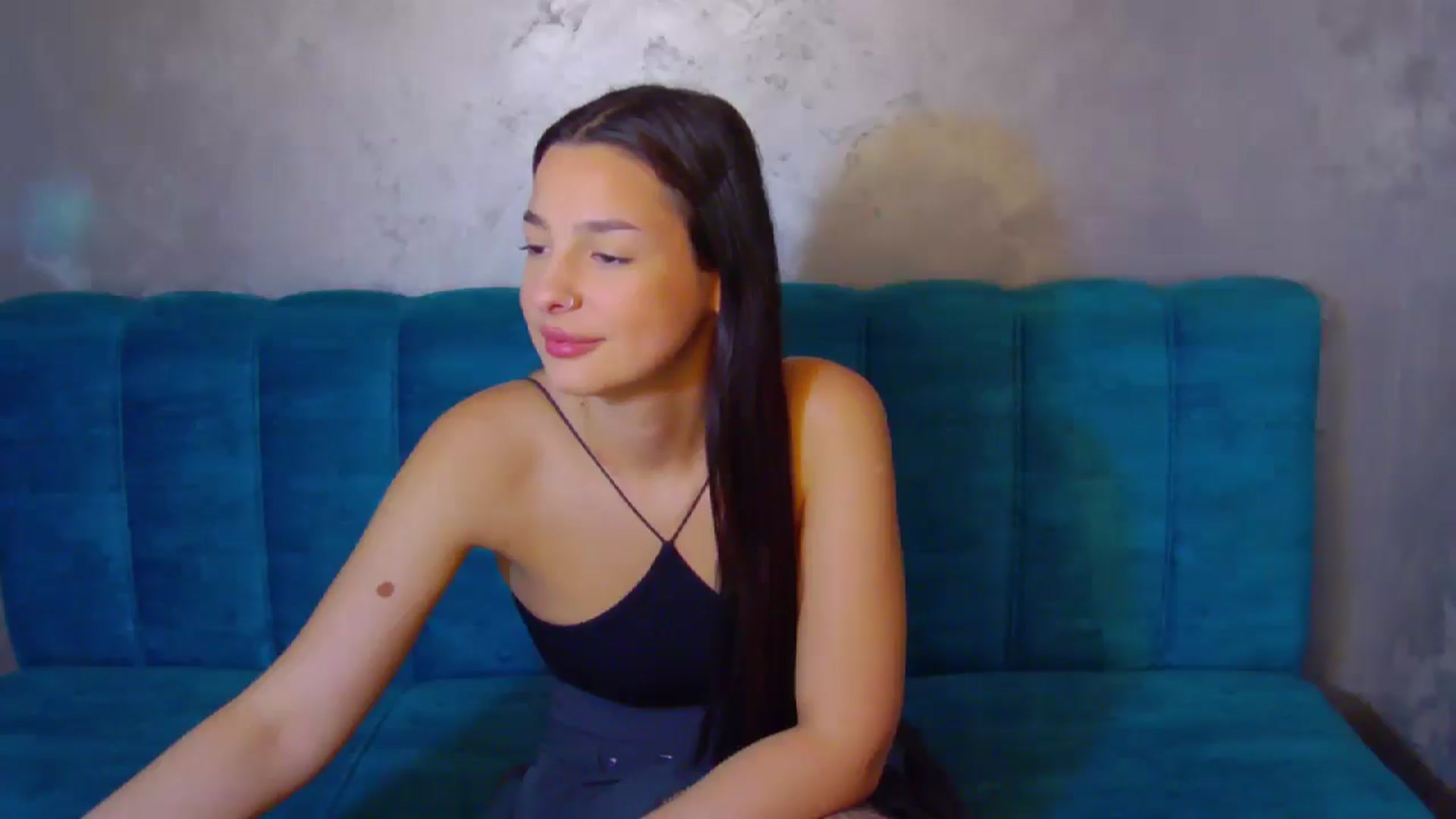 Gallery image thumbnail from SexyLittleMe's myfreecams stream on, 11/19/2024, 16:12 image 9 of 20
