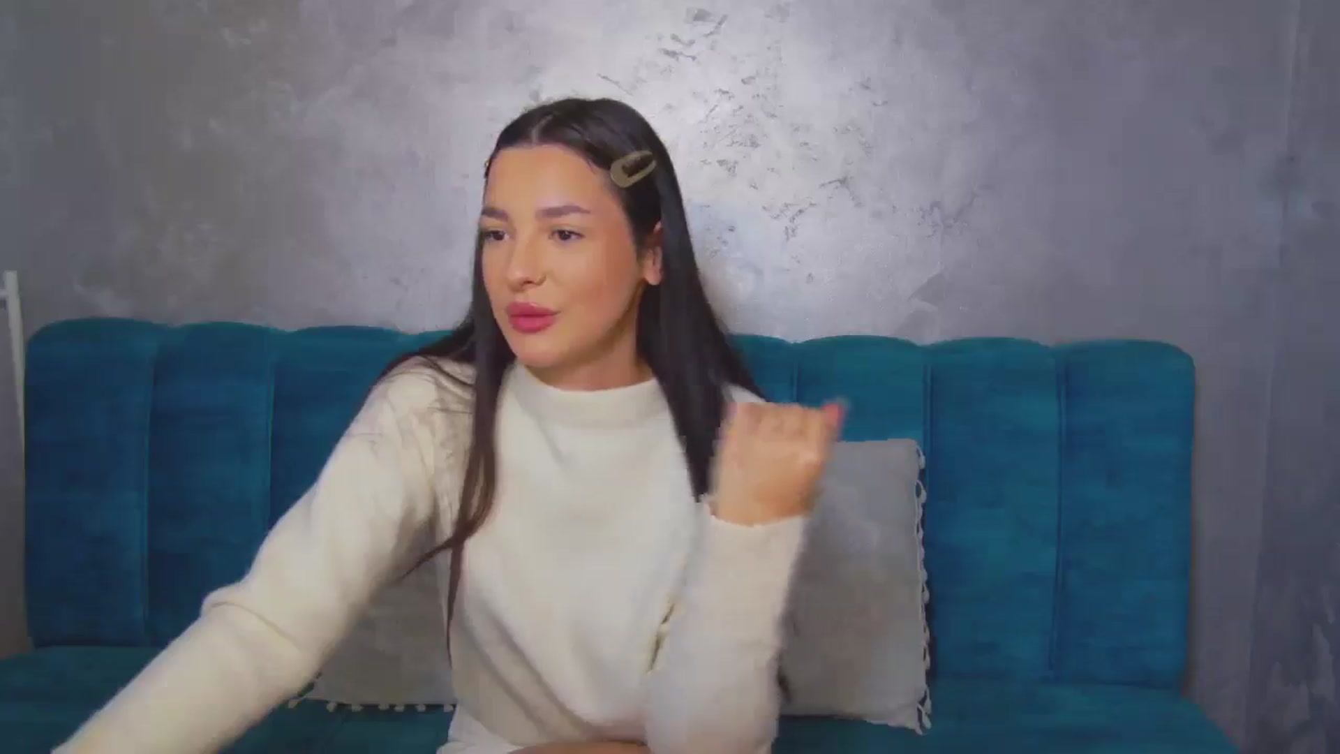Gallery image thumbnail from SexyLittleMe's myfreecams stream on, 11/25/2024, 14:42 image 17 of 20