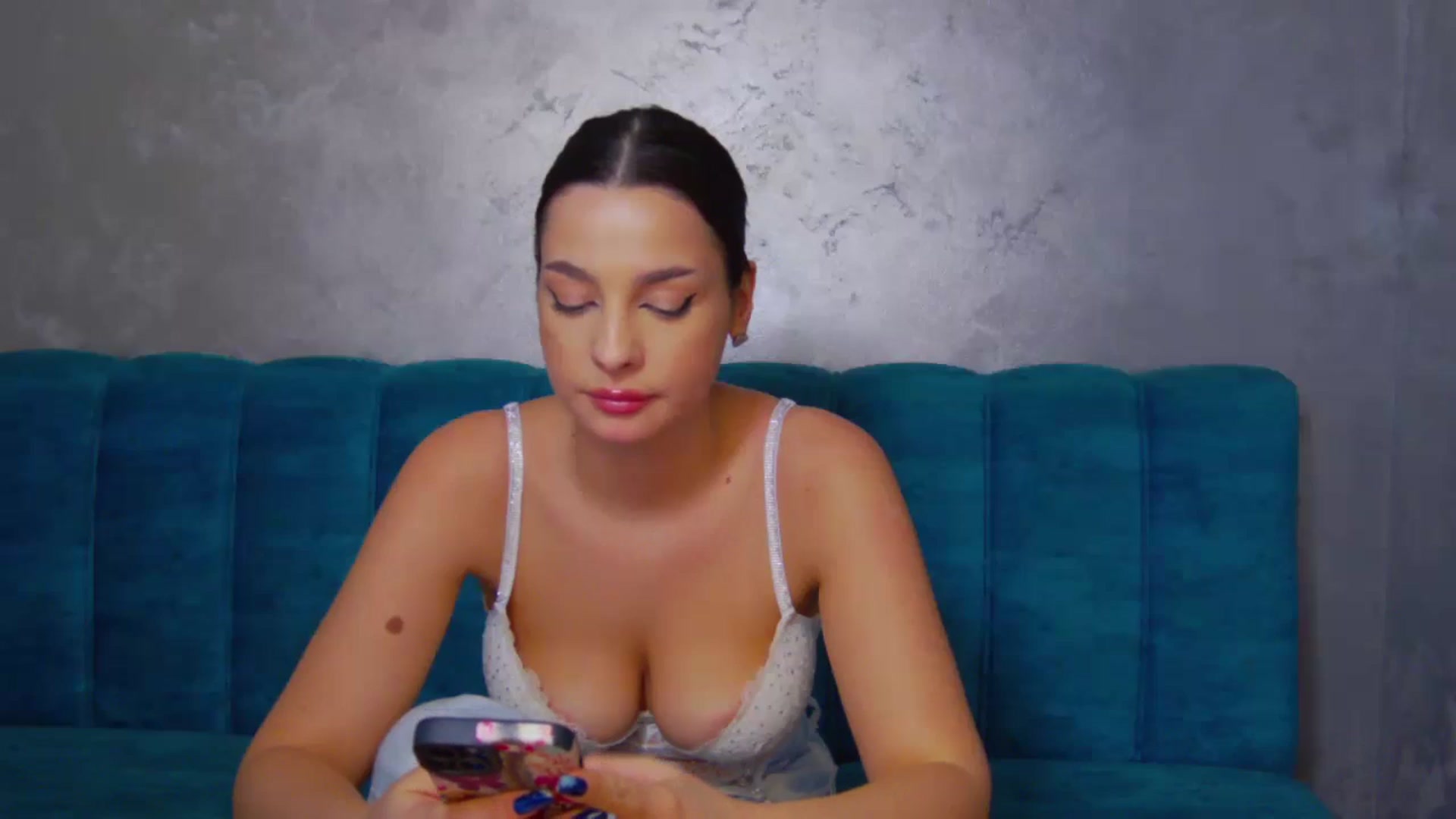 Gallery image thumbnail from SexyLittleMe's myfreecams stream on, 11/27/2024, 20:14 image 5 of 20