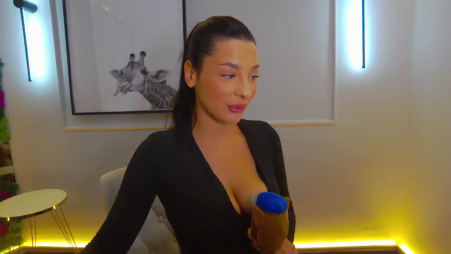 Gallery image thumbnail from SexyLittleMe's myfreecams stream on, 11/28/2024, 14:01 image 16 of 20