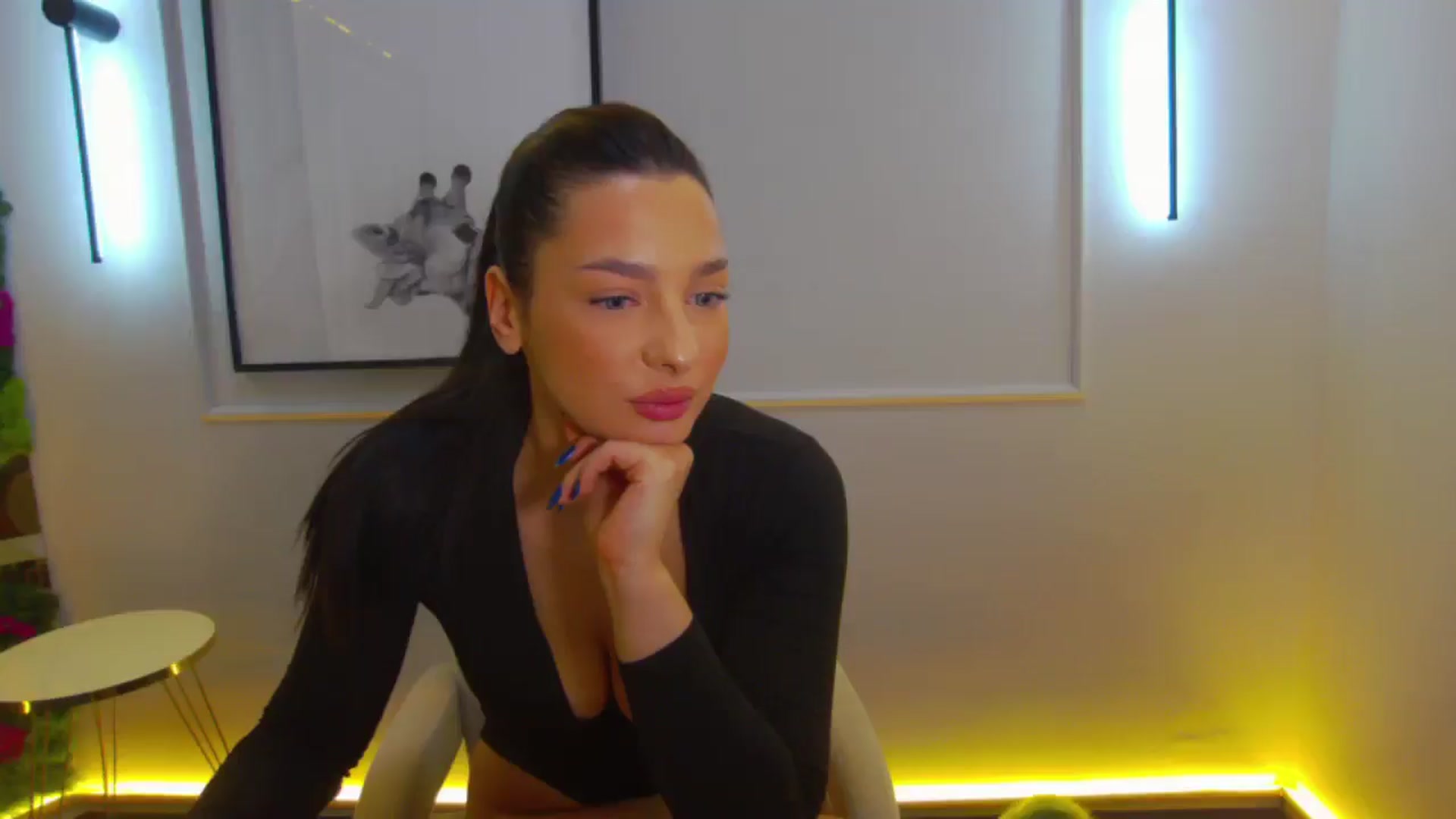 Gallery image thumbnail from SexyLittleMe's myfreecams stream on, 11/28/2024, 14:01 image 6 of 20