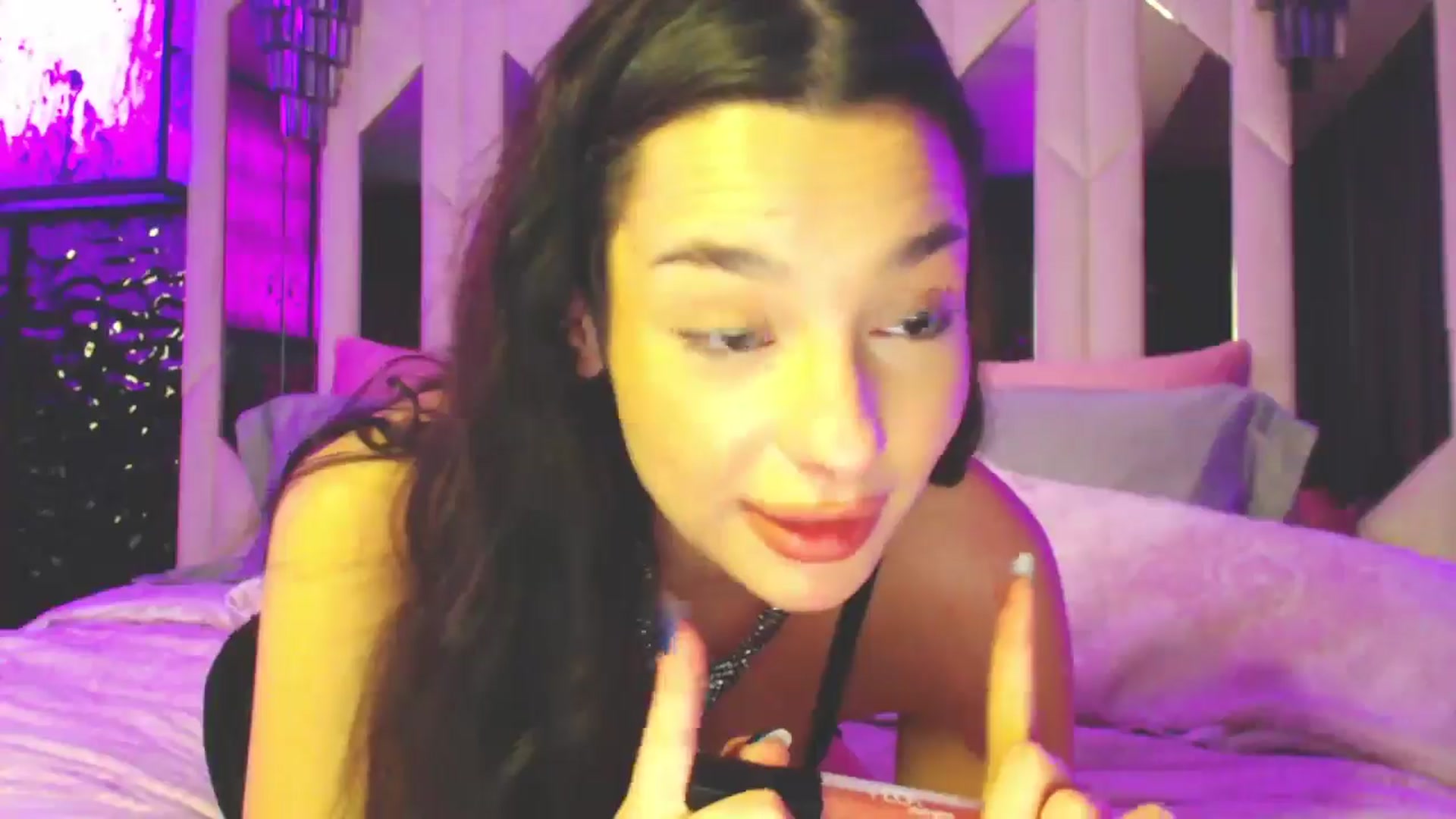 Gallery image thumbnail from SexyLittleMe's myfreecams stream on, 11/29/2024, 16:30 image 11 of 20