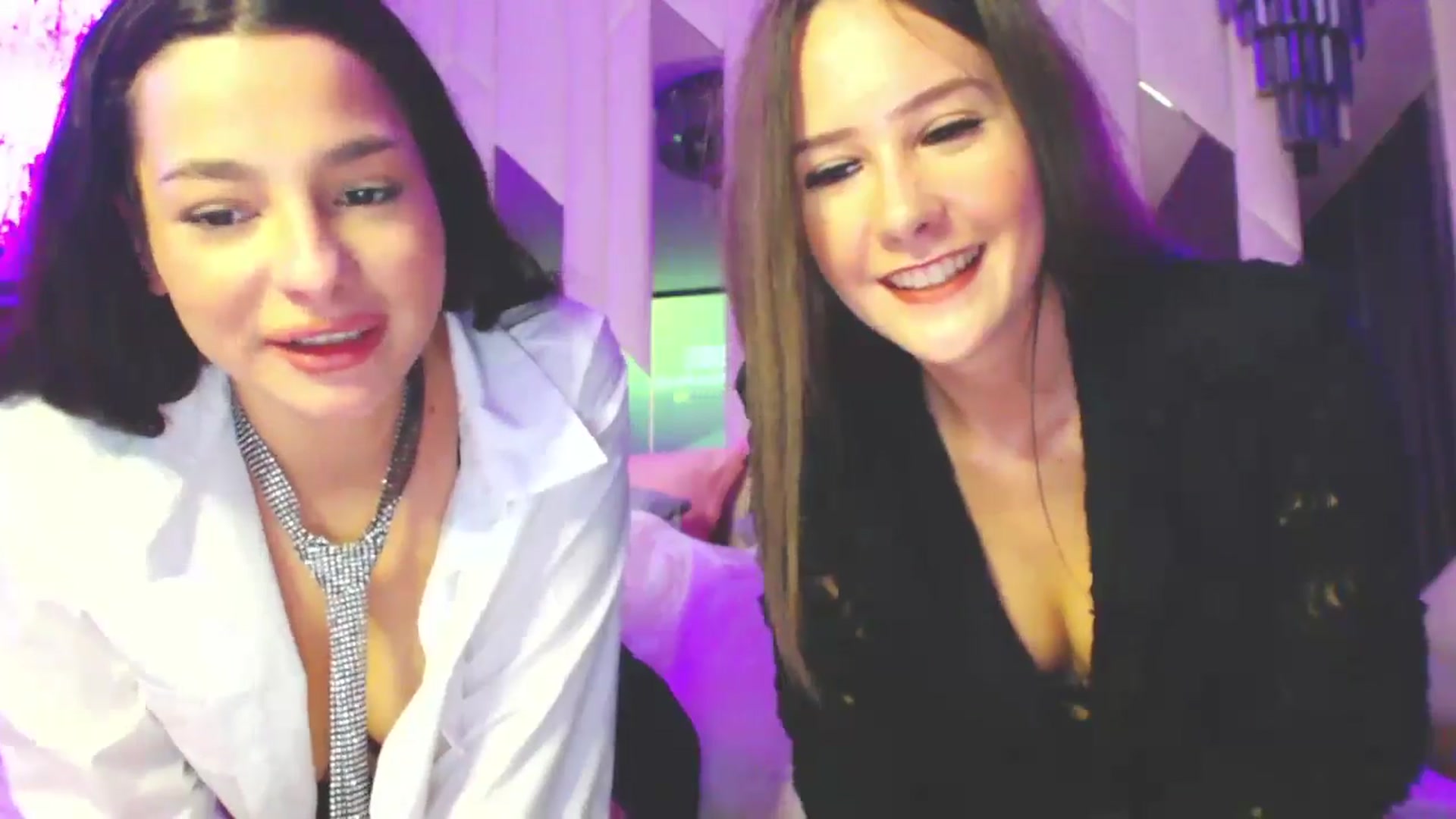 Gallery image thumbnail from SexyLittleMe's myfreecams stream on, 11/29/2024, 16:30 image 5 of 20