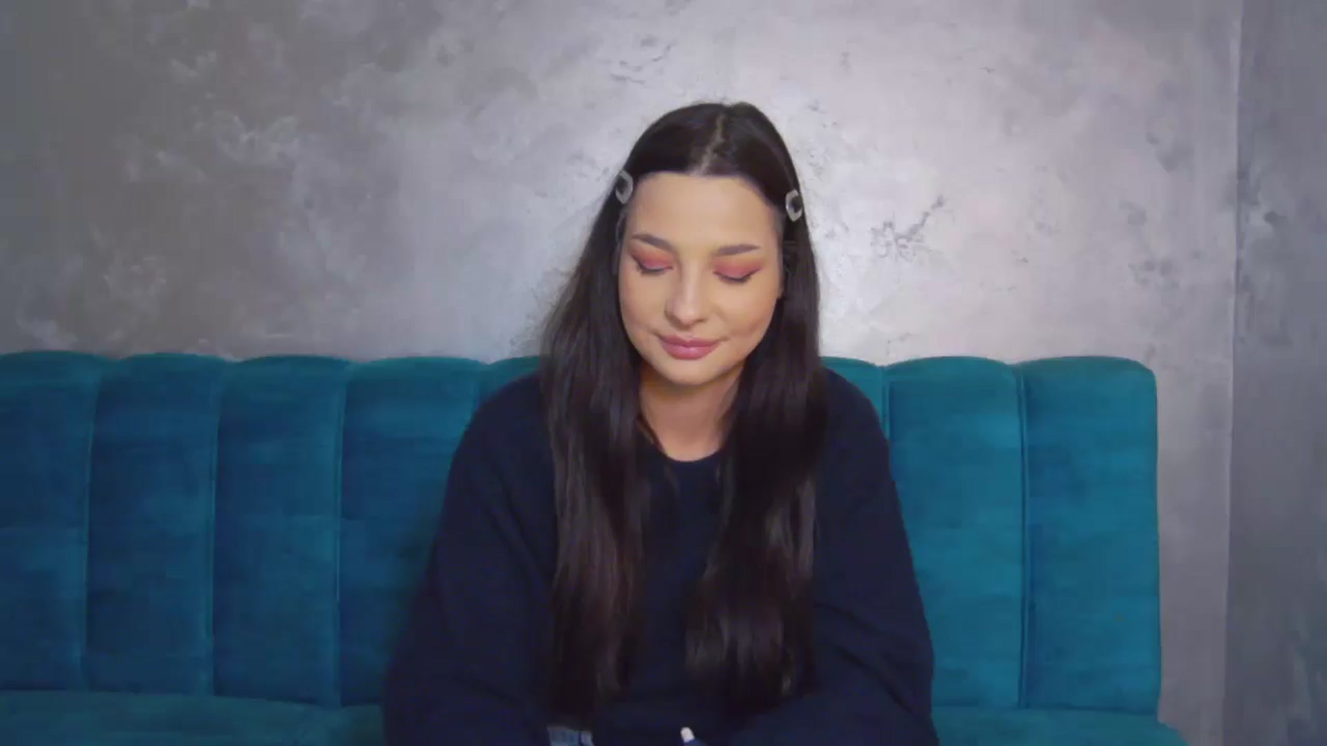 Gallery image thumbnail from SexyLittleMe's myfreecams stream on, 12/01/2024, 16:29 image 4 of 20
