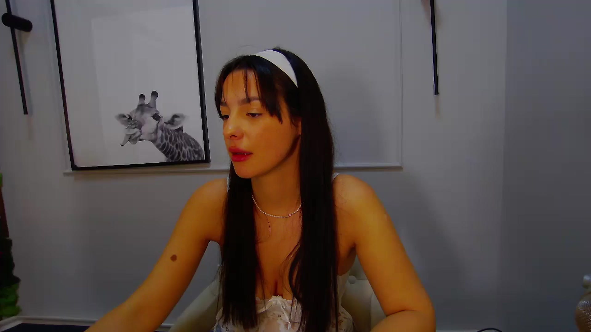 Gallery image thumbnail from SexyLittleMe's myfreecams stream on, 12/04/2024, 20:22 image 11 of 20