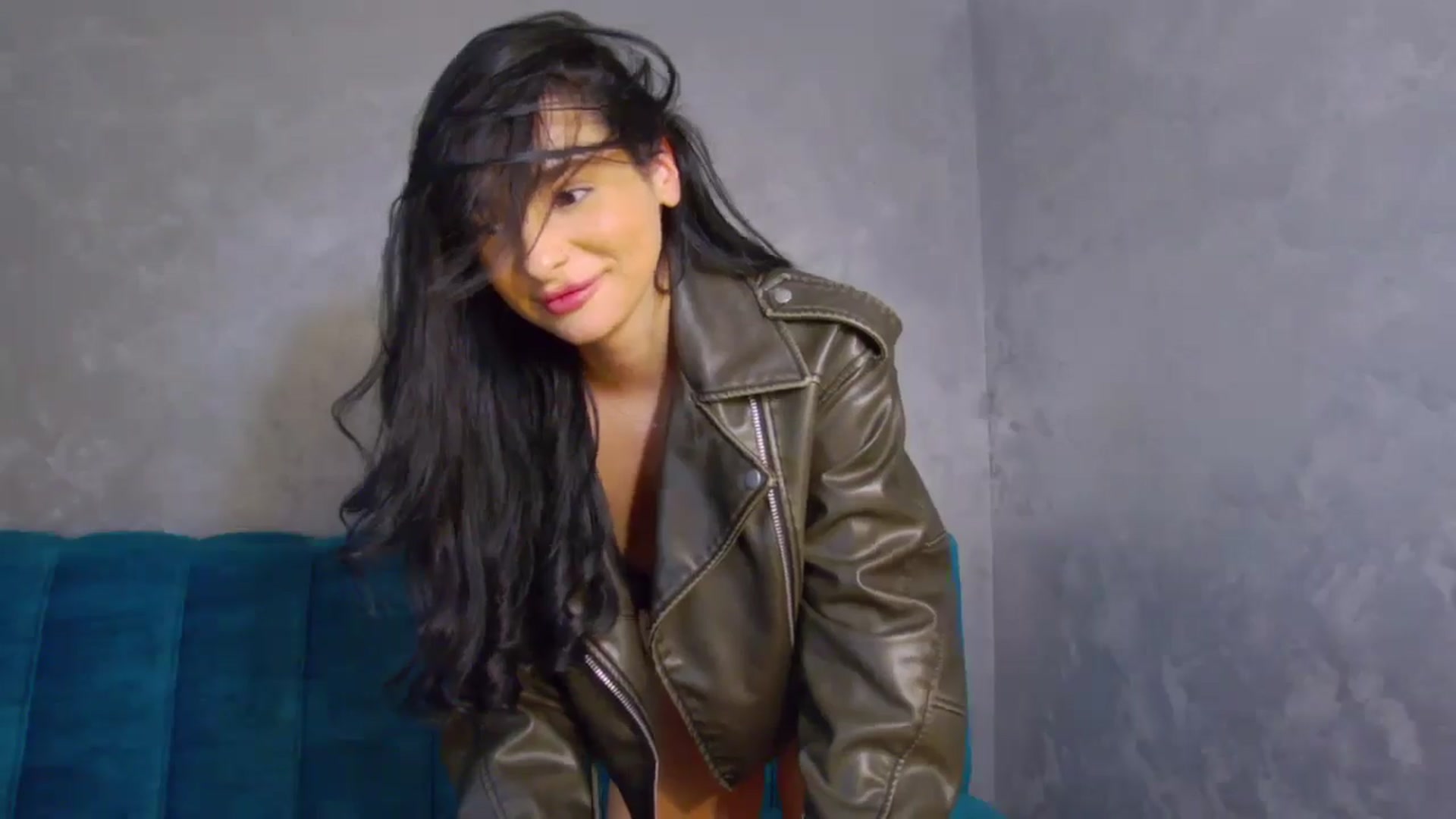 Gallery image thumbnail from SexyLittleMe's myfreecams stream on, 12/14/2024, 16:11 image 18 of 20