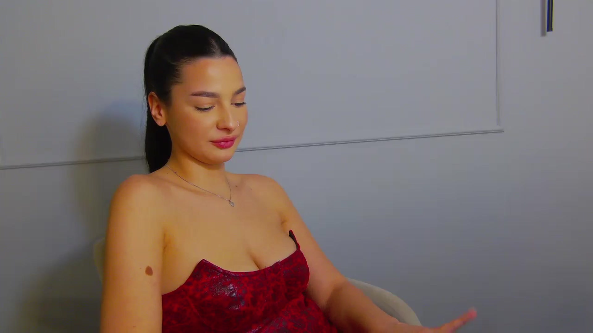 Gallery image thumbnail from SexyLittleMe's myfreecams stream on, 12/16/2024, 17:28 image 8 of 20
