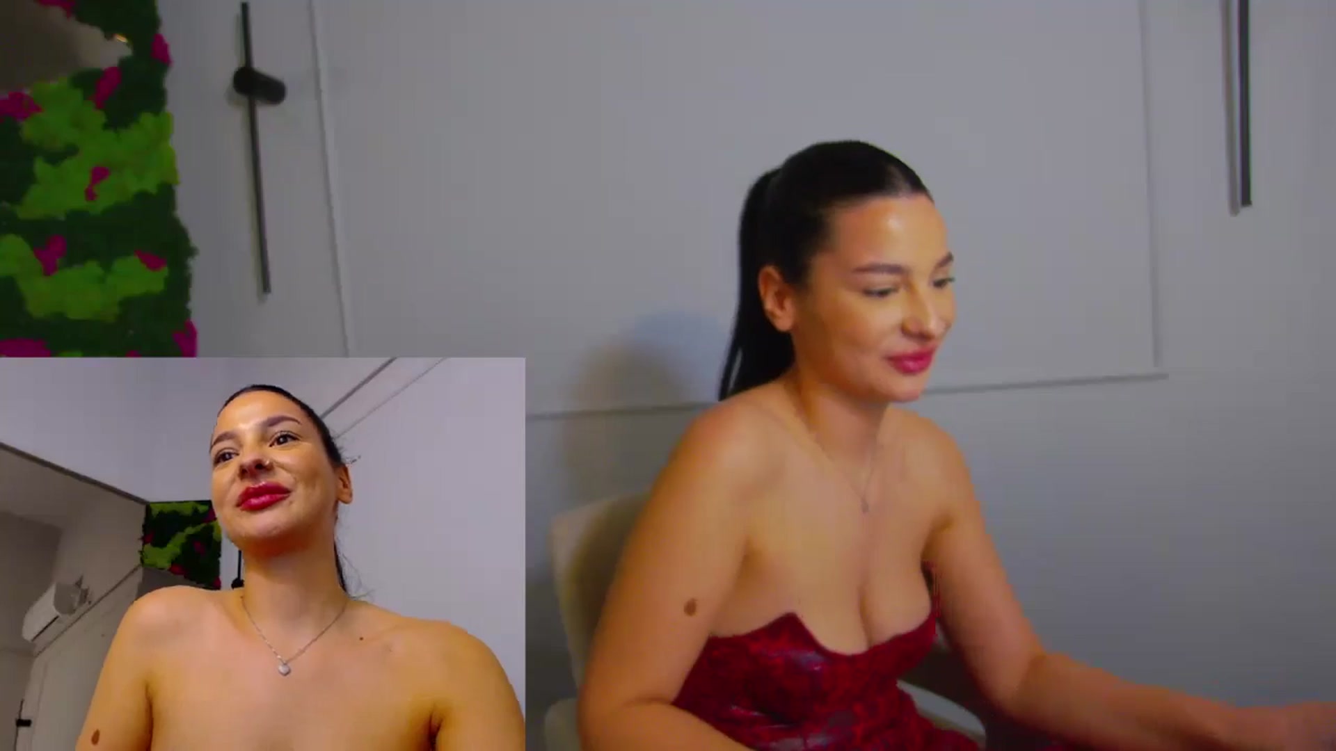 Gallery image thumbnail from SexyLittleMe's myfreecams stream on, 12/16/2024, 18:33 image 11 of 20