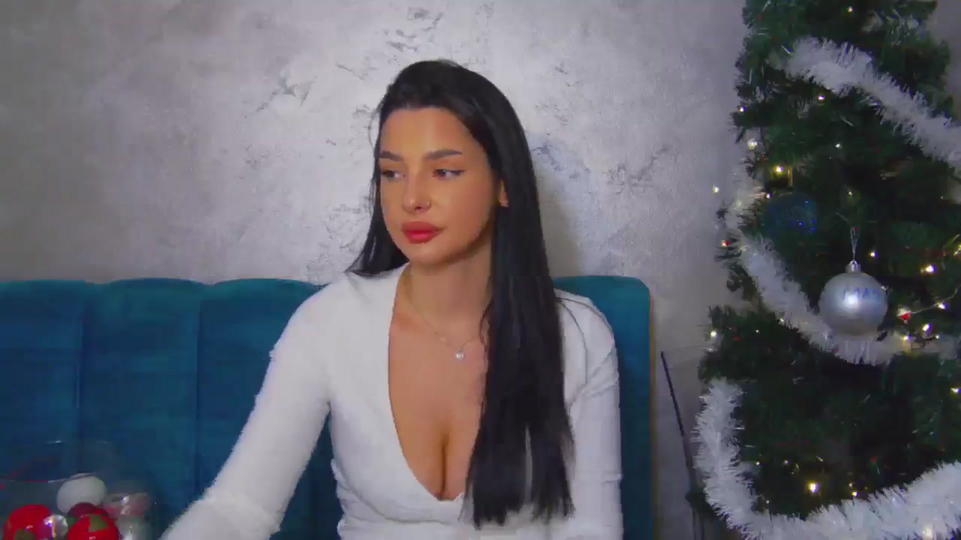 Gallery image thumbnail from SexyLittleMe's myfreecams stream on, 12/17/2024, 17:37 image 12 of 20