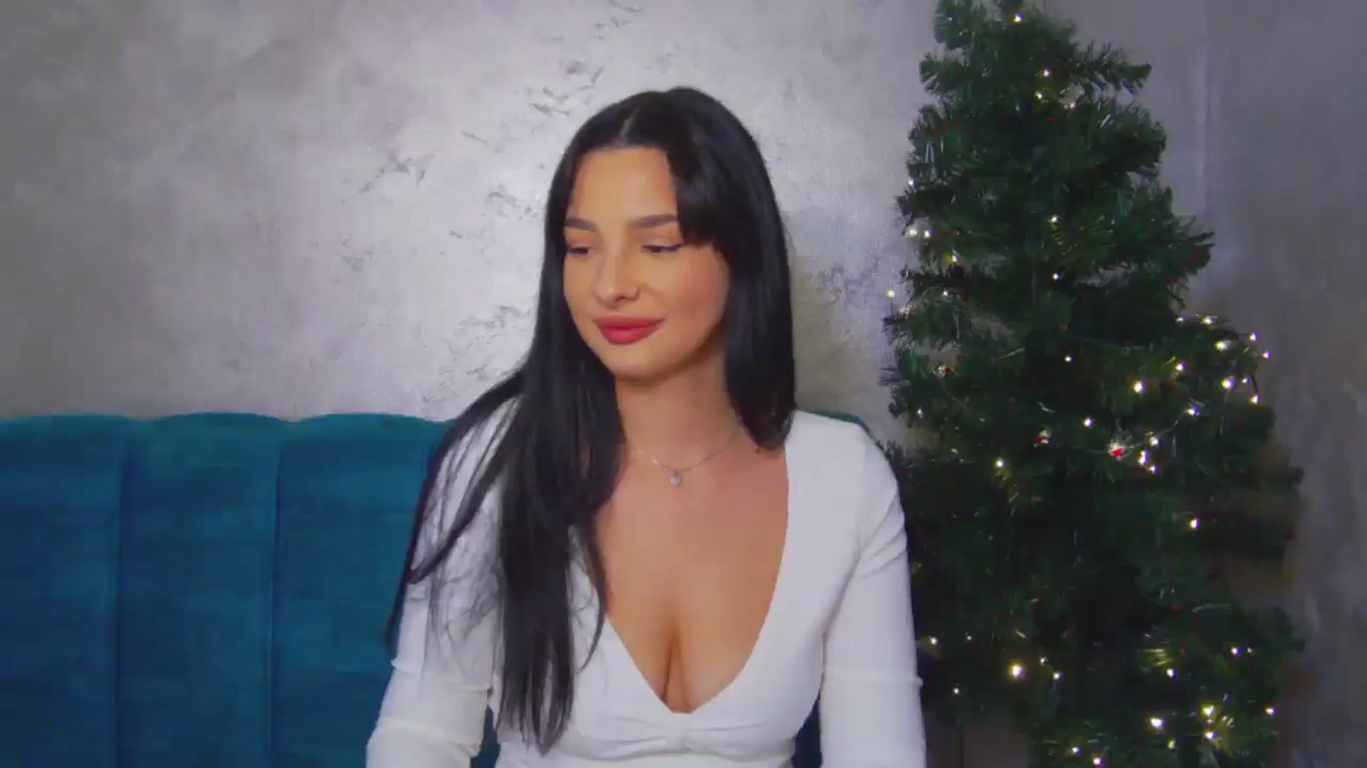 Gallery image thumbnail from SexyLittleMe's myfreecams stream on, 12/17/2024, 17:37 image 2 of 20
