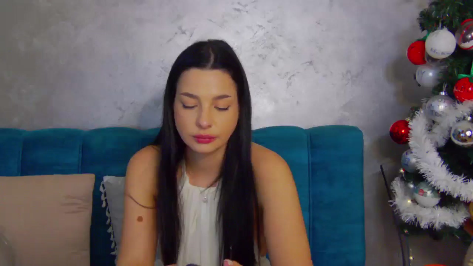 Gallery image thumbnail from SexyLittleMe's myfreecams stream on, 12/19/2024, 19:01 image 7 of 20