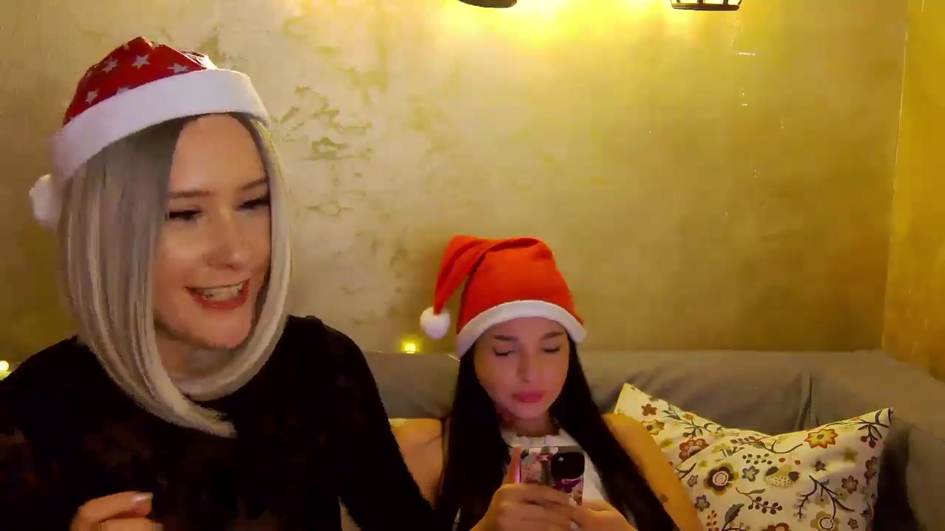 Gallery image thumbnail from SexyLittleMe's myfreecams stream on, 12/19/2024, 20:07 image 17 of 20