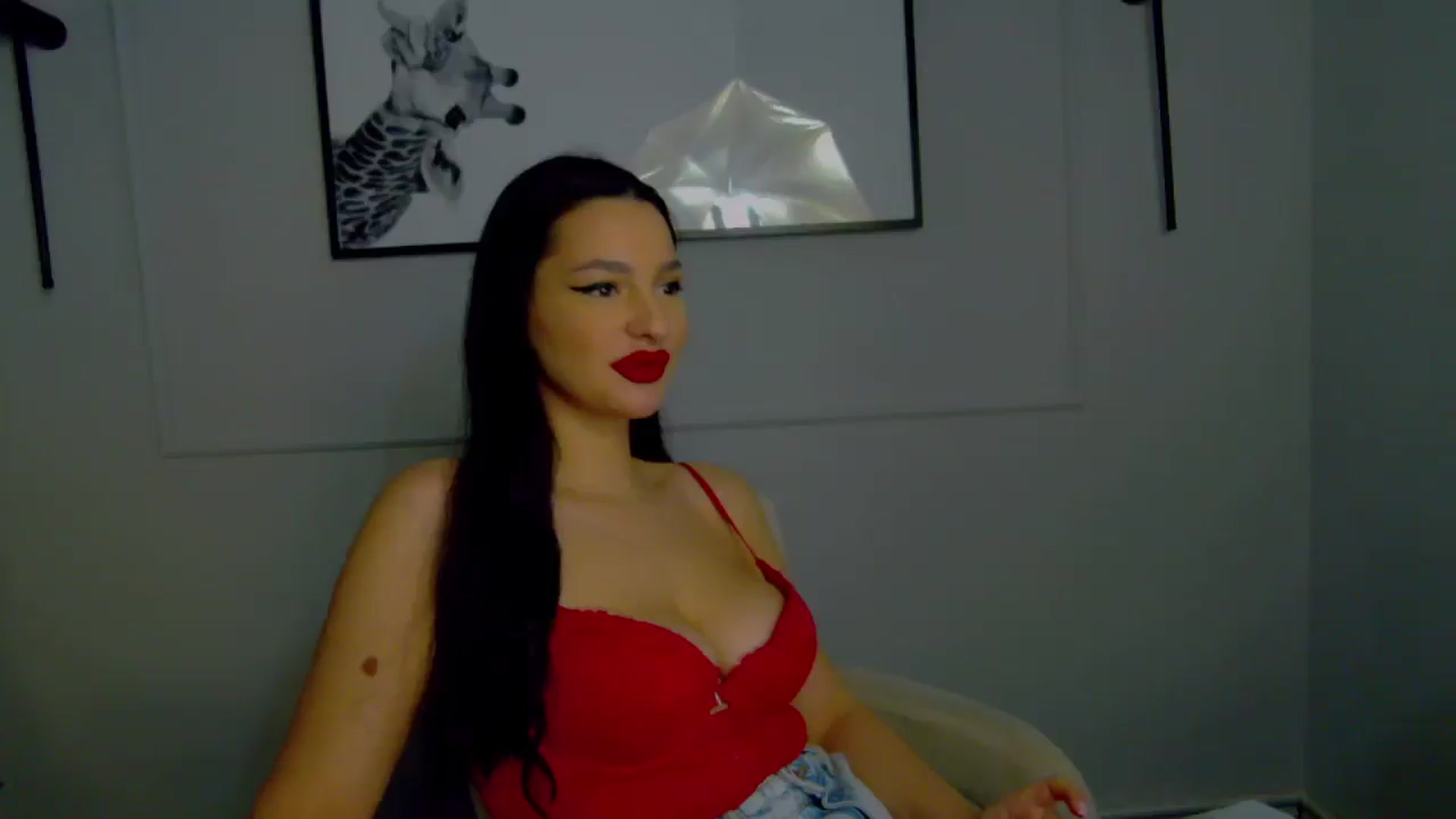 Gallery image thumbnail from SexyLittleMe's myfreecams stream on, 12/22/2024, 14:43 image 9 of 20