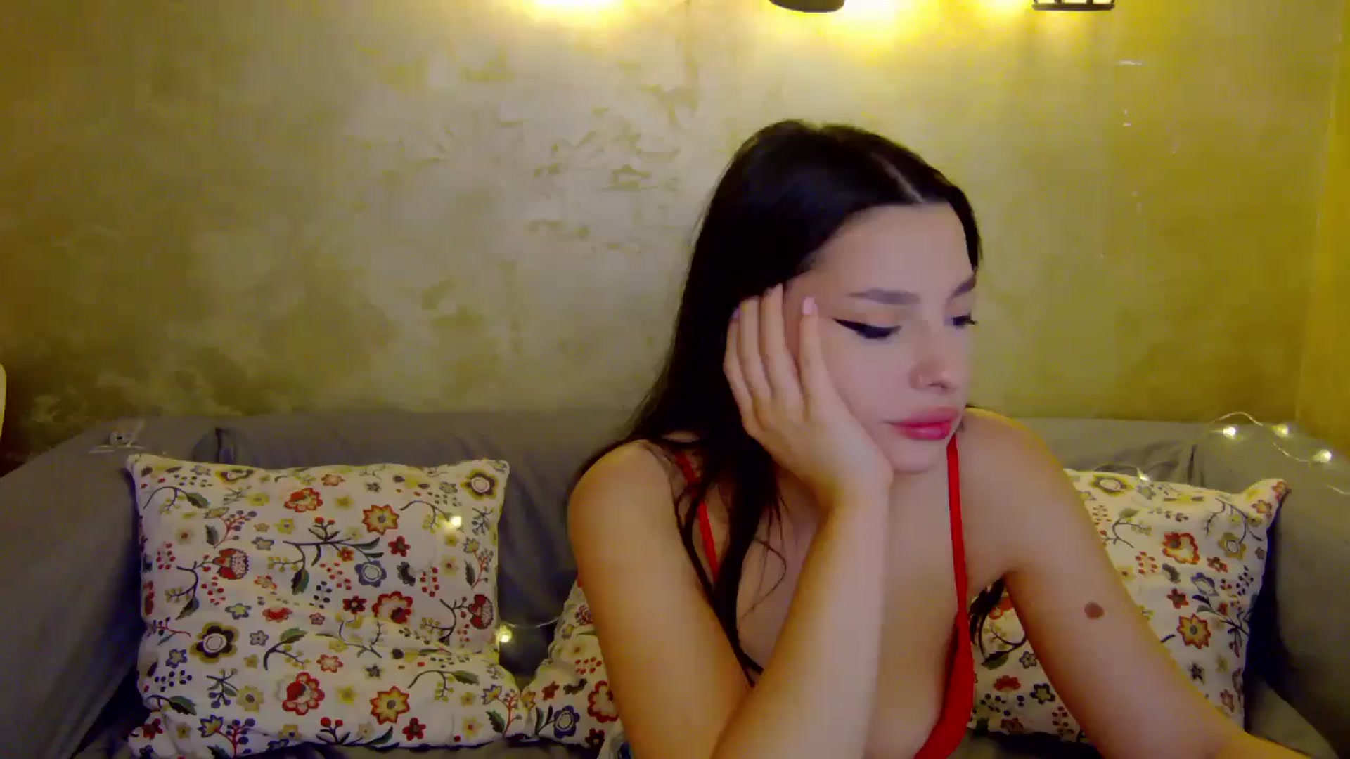 Gallery image thumbnail from SexyLittleMe's myfreecams stream on, 12/22/2024, 16:09 image 19 of 20