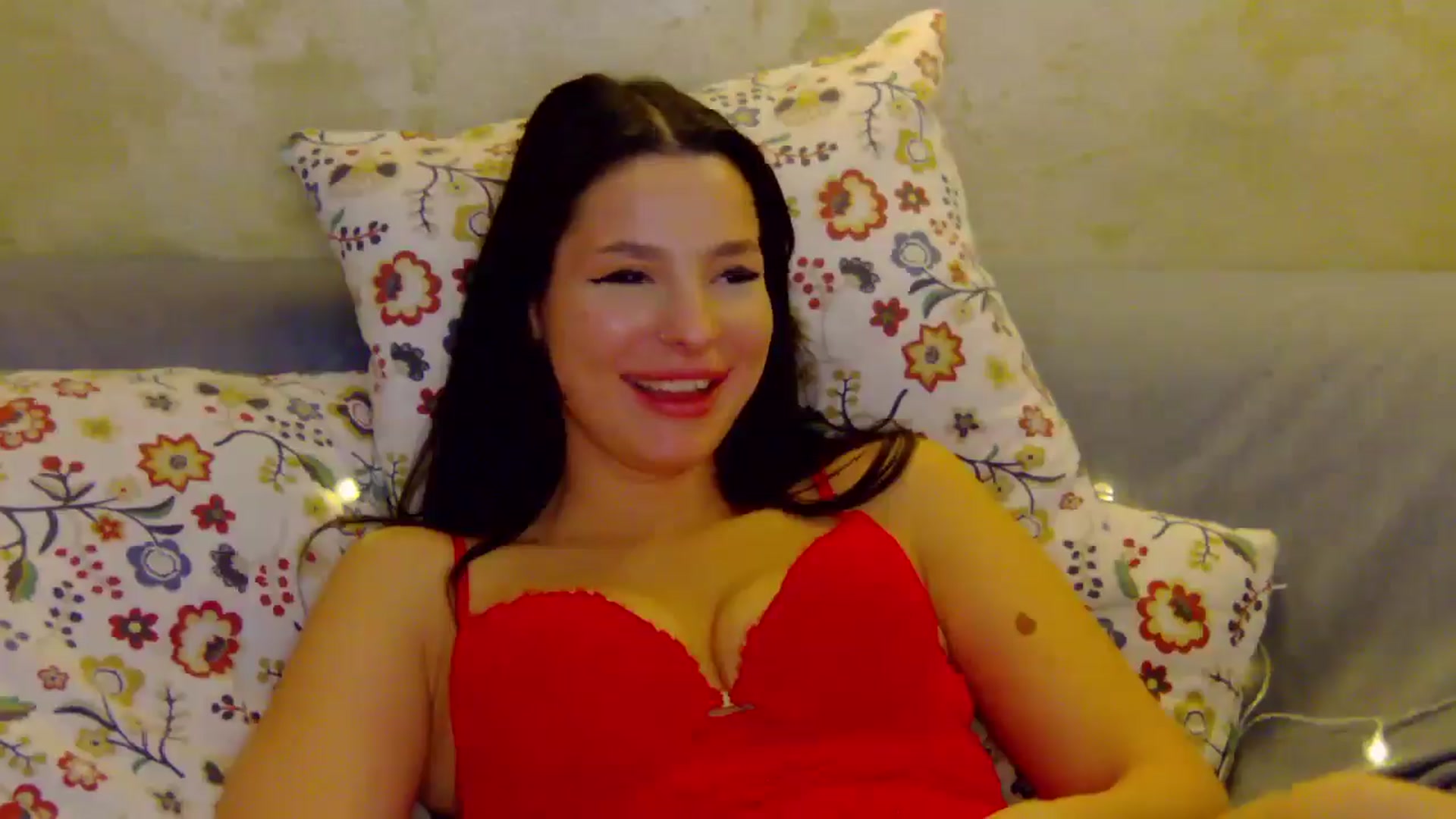 Gallery image thumbnail from SexyLittleMe's myfreecams stream on, 12/22/2024, 19:15 image 20 of 20