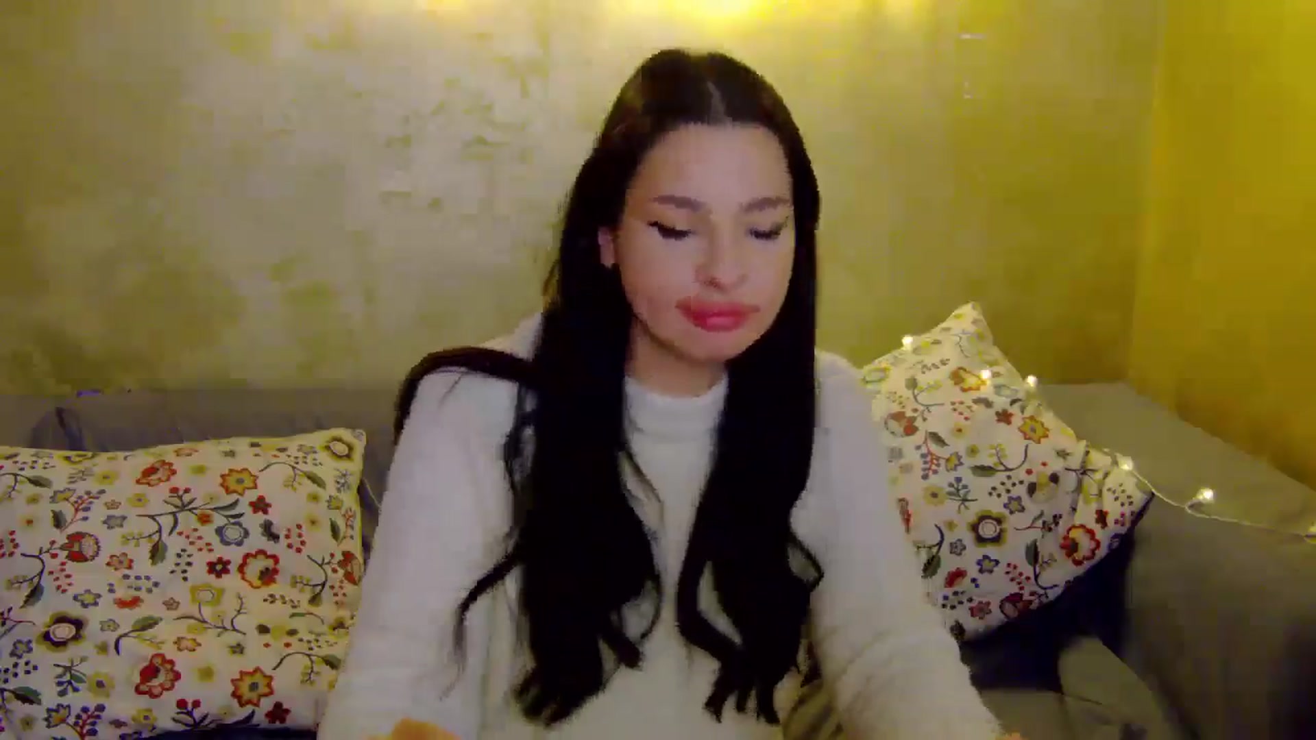 Gallery image thumbnail from SexyLittleMe's myfreecams stream on, 12/22/2024, 20:15 image 16 of 20