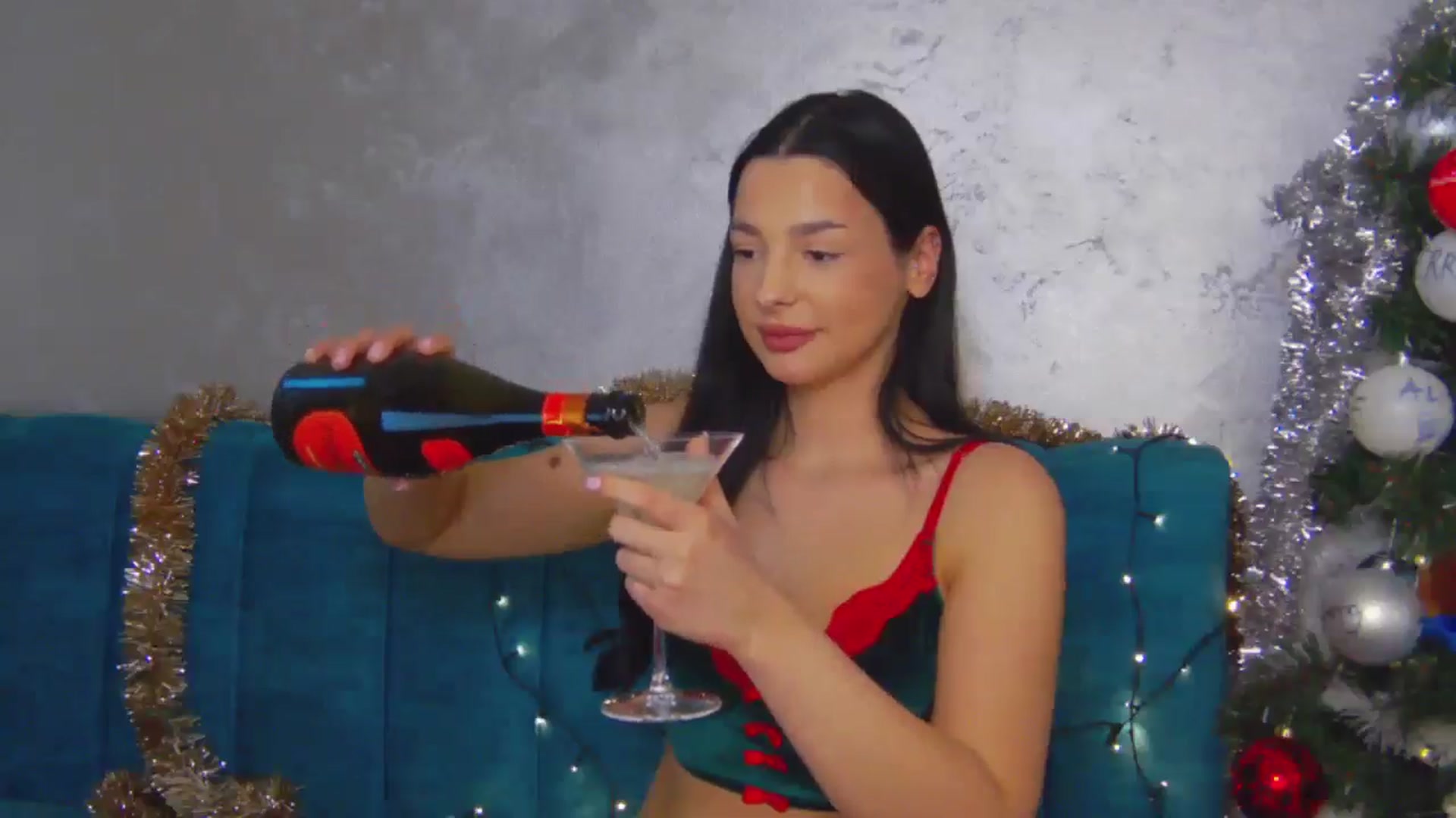 Gallery image thumbnail from SexyLittleMe's myfreecams stream on, 12/23/2024, 18:07 image 14 of 20