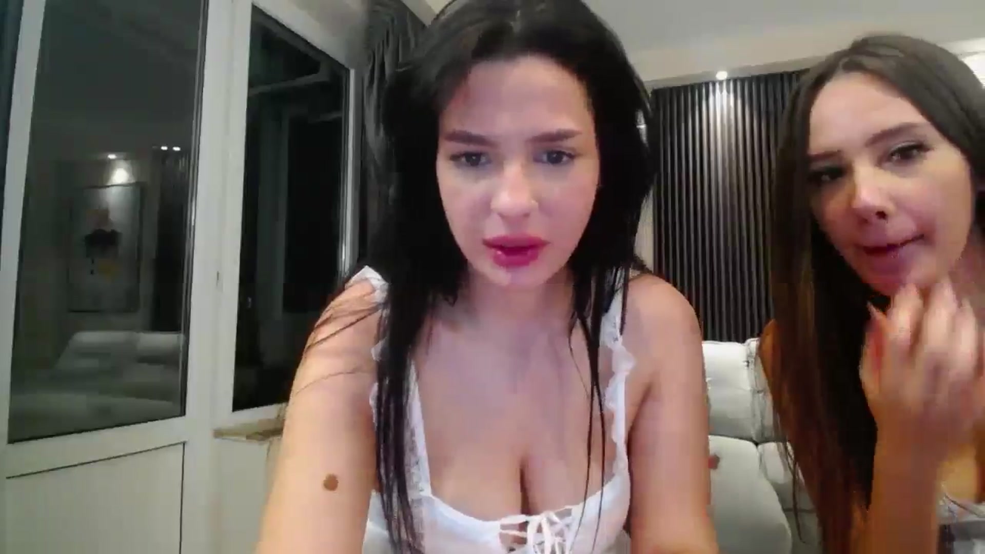 Gallery image thumbnail from SexyLittleMe's myfreecams stream on, 12/29/2024, 21:53 image 3 of 20