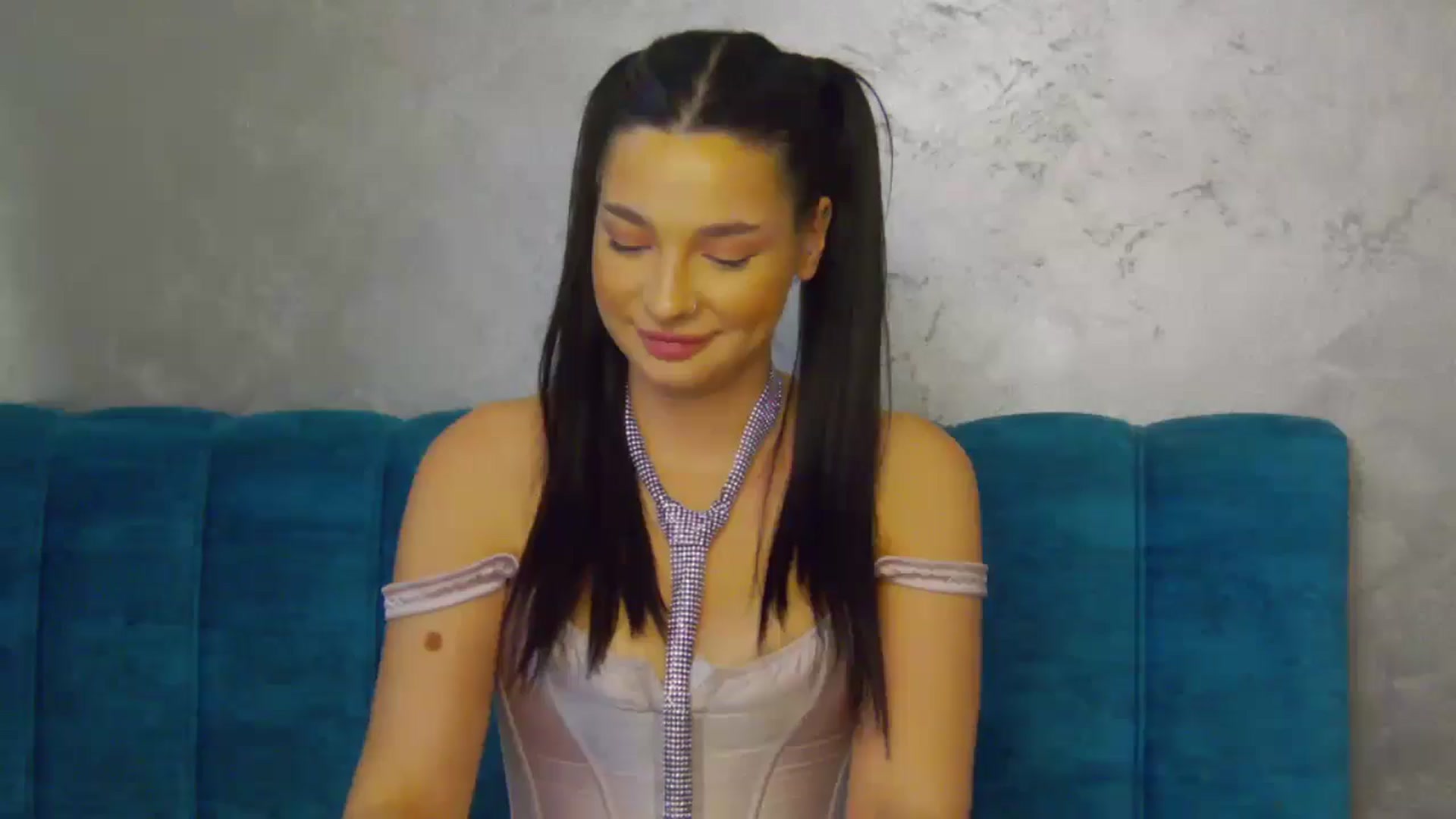Gallery image thumbnail from SexyLittleMe's myfreecams stream on, 12/30/2024, 19:57 image 14 of 20