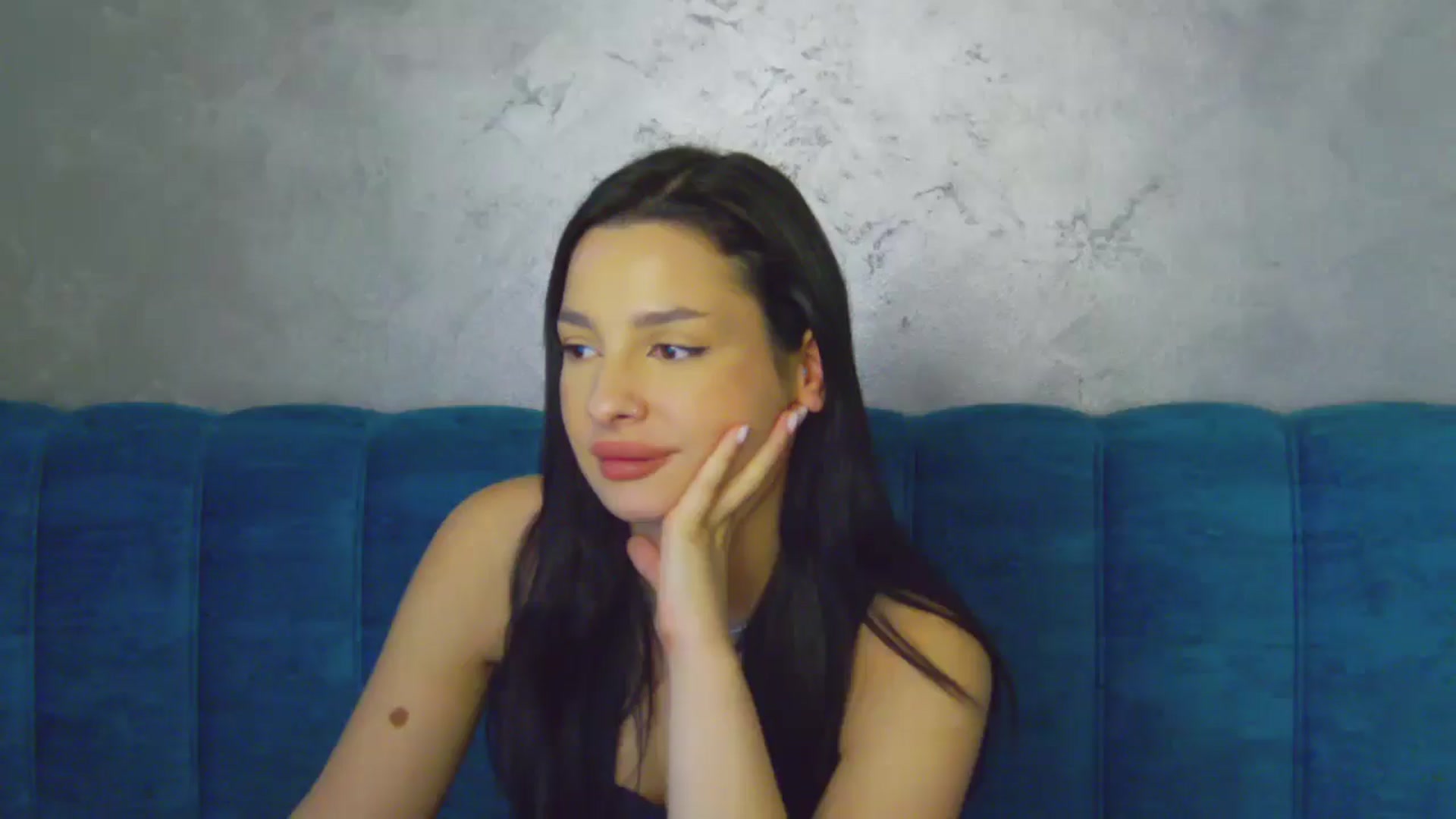 Gallery image thumbnail from SexyLittleMe's myfreecams stream on, 01/24/2025, 18:00 image 18 of 20