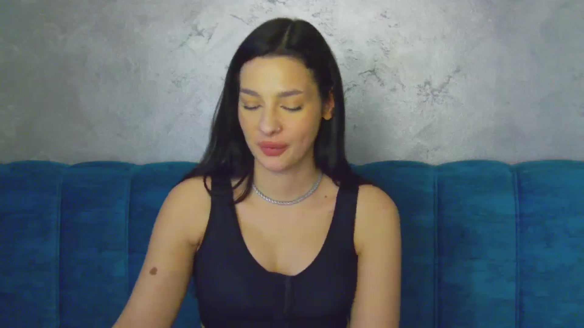 Gallery image thumbnail from SexyLittleMe's myfreecams stream on, 01/24/2025, 20:03 image 9 of 20