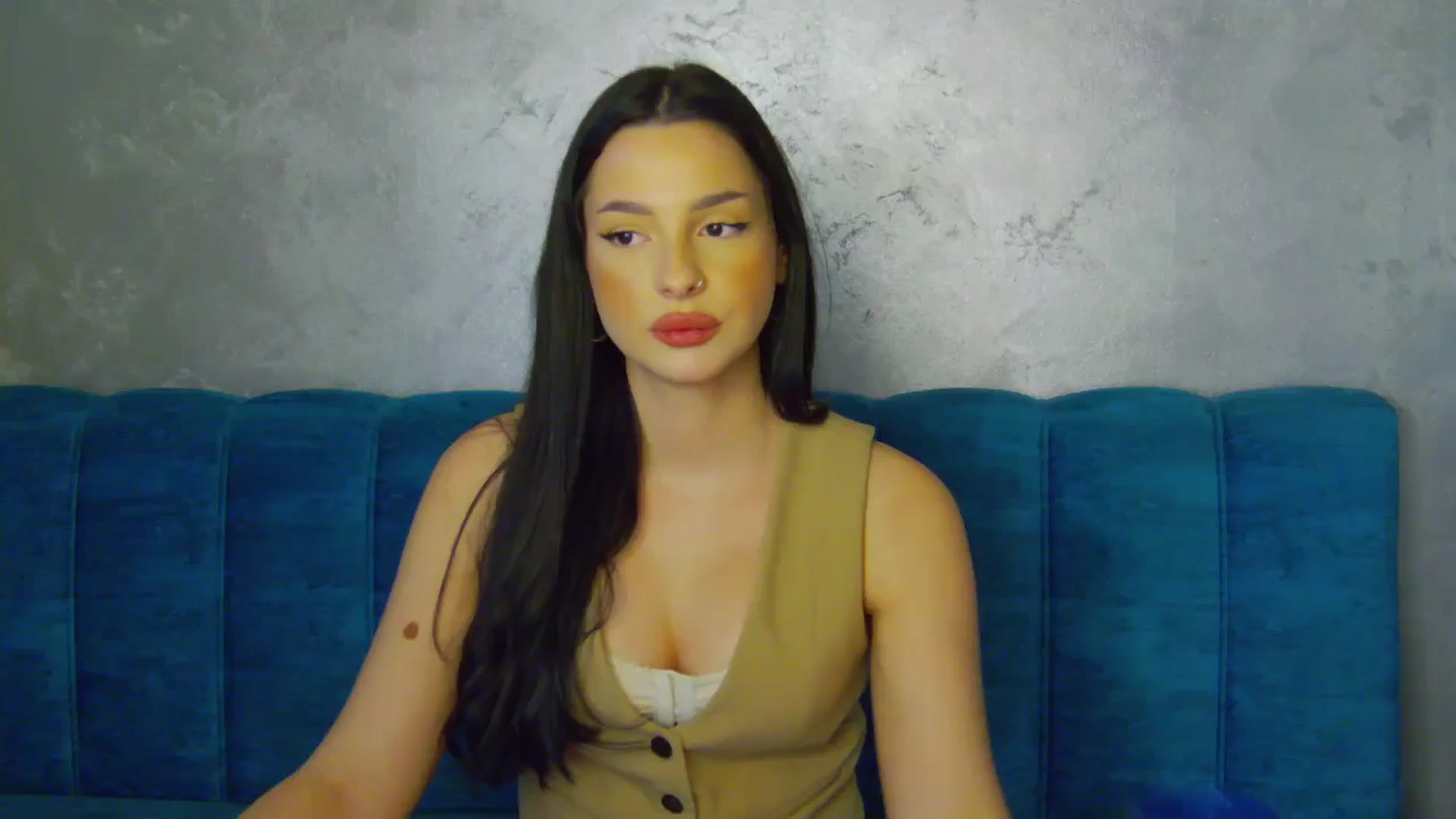 Gallery image thumbnail from SexyLittleMe's myfreecams stream on, 01/25/2025, 18:27 image 1 of 20