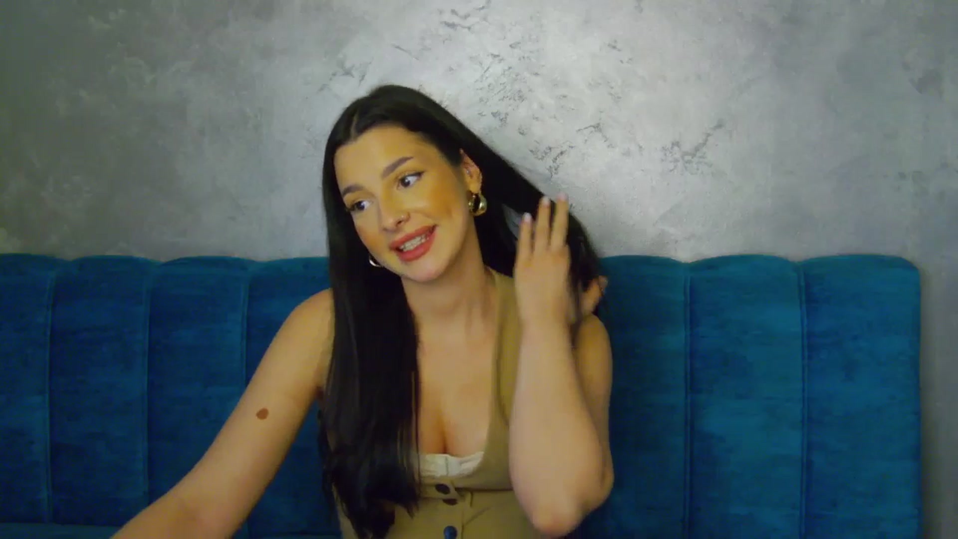 Gallery image thumbnail from SexyLittleMe's myfreecams stream on, 01/25/2025, 18:27 image 4 of 20