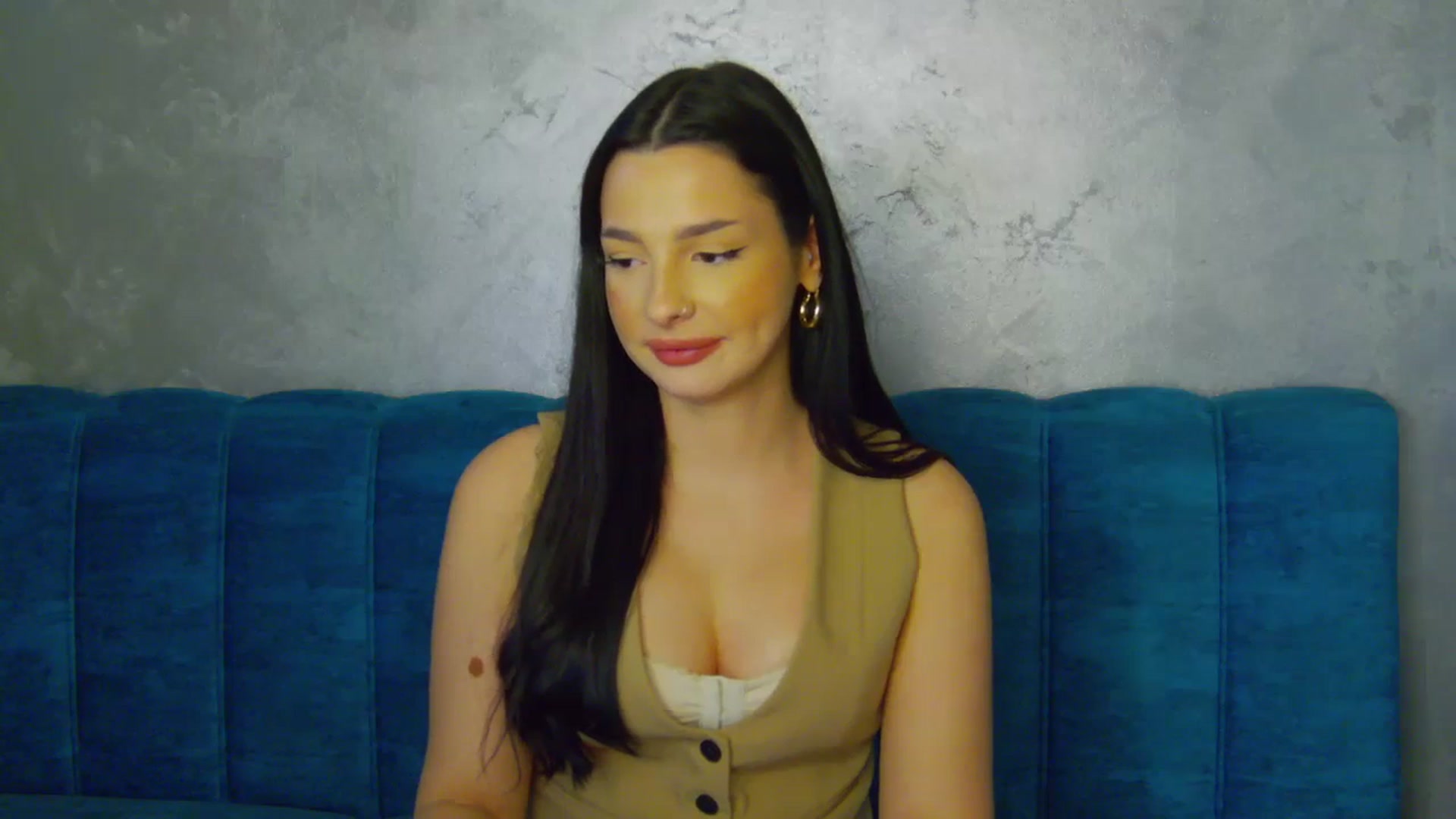 Gallery image thumbnail from SexyLittleMe's myfreecams stream on, 01/25/2025, 18:27 image 5 of 20