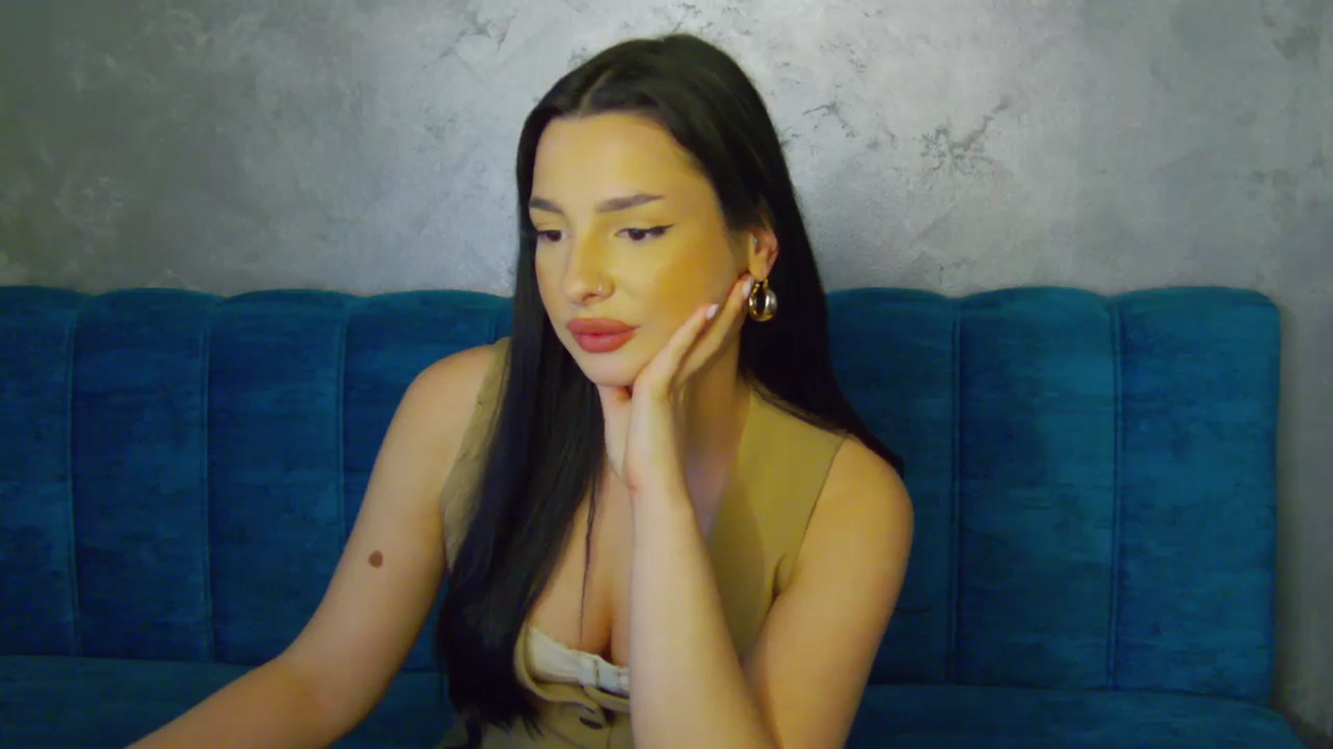 Gallery image thumbnail from SexyLittleMe's myfreecams stream on, 01/25/2025, 18:27 image 7 of 20