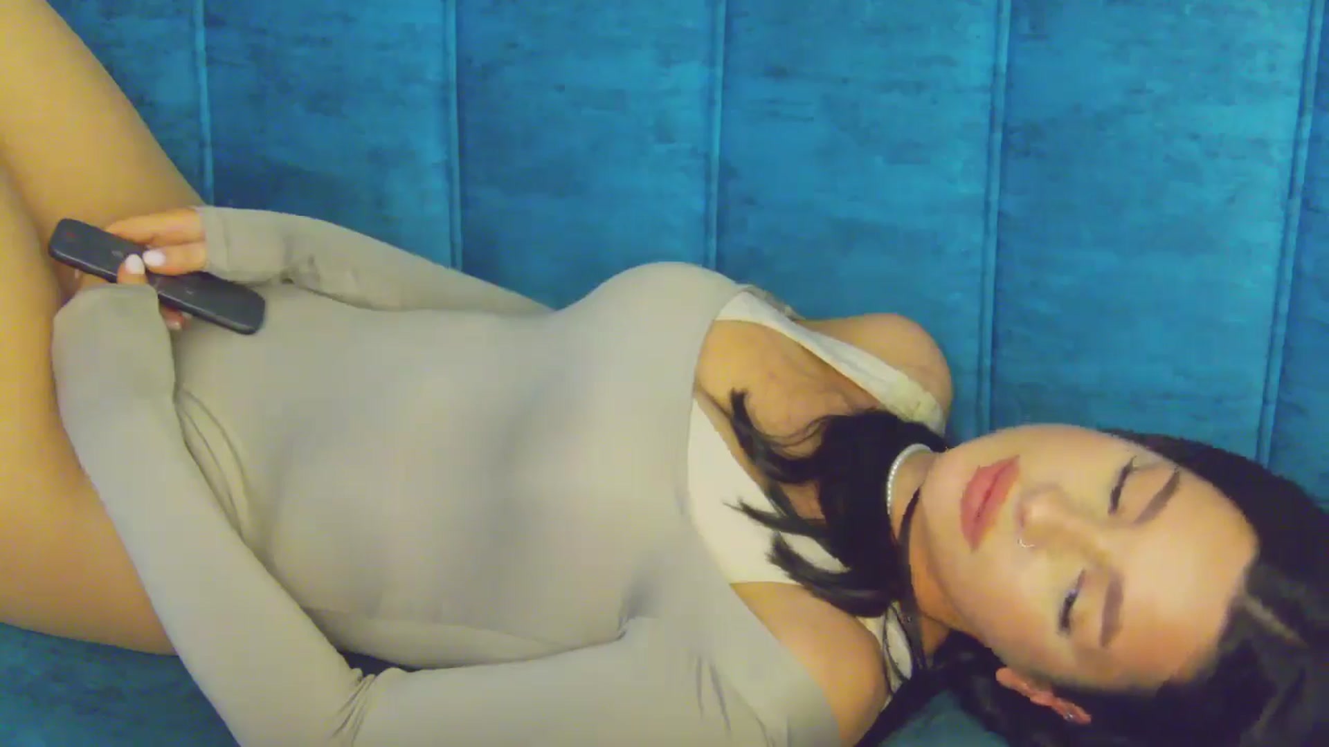 Gallery image thumbnail from SexyLittleMe's myfreecams stream on, 01/26/2025, 19:13 image 13 of 20