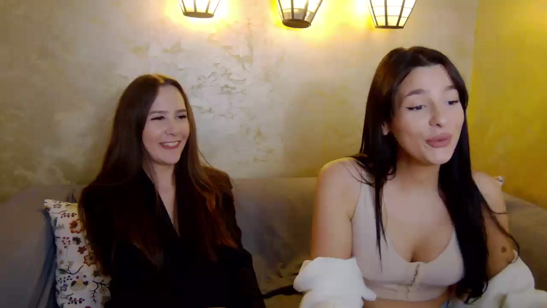 Gallery image thumbnail from SexyLittleMe's myfreecams stream on, 01/28/2025, 17:47 image 9 of 20