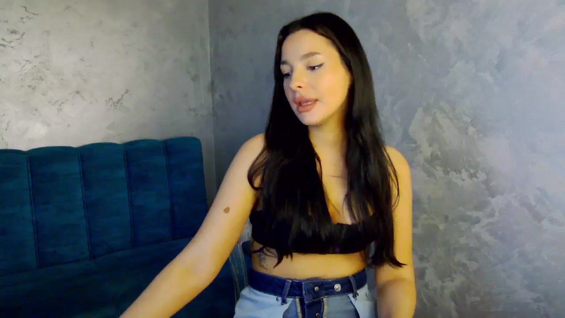 Gallery image thumbnail from SexyLittleMe's myfreecams stream on, 01/29/2025, 16:28 image 16 of 20