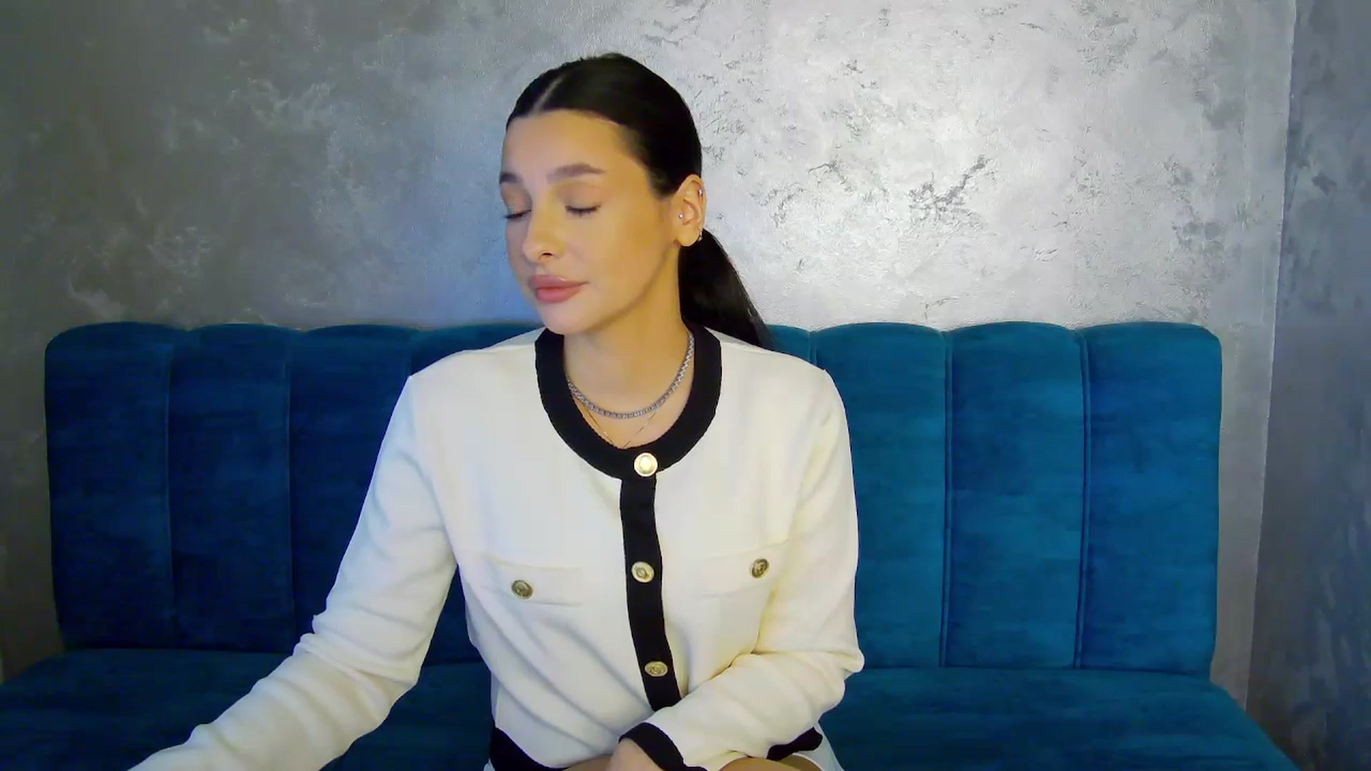 Gallery image thumbnail from SexyLittleMe's myfreecams stream on, 01/30/2025, 15:05 image 15 of 20