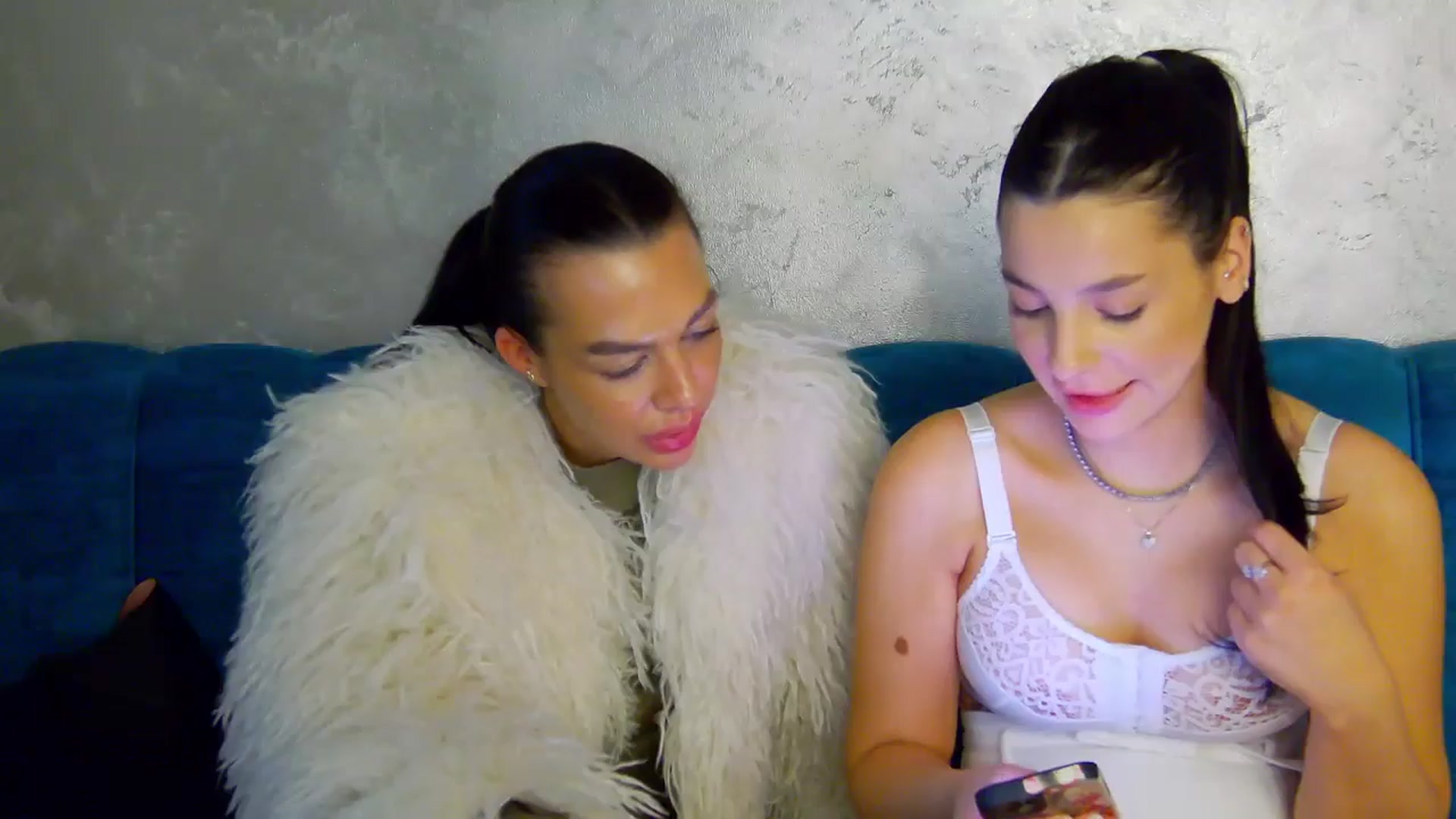 Gallery image thumbnail from SexyLittleMe's myfreecams stream on, 01/30/2025, 20:05 image 16 of 20