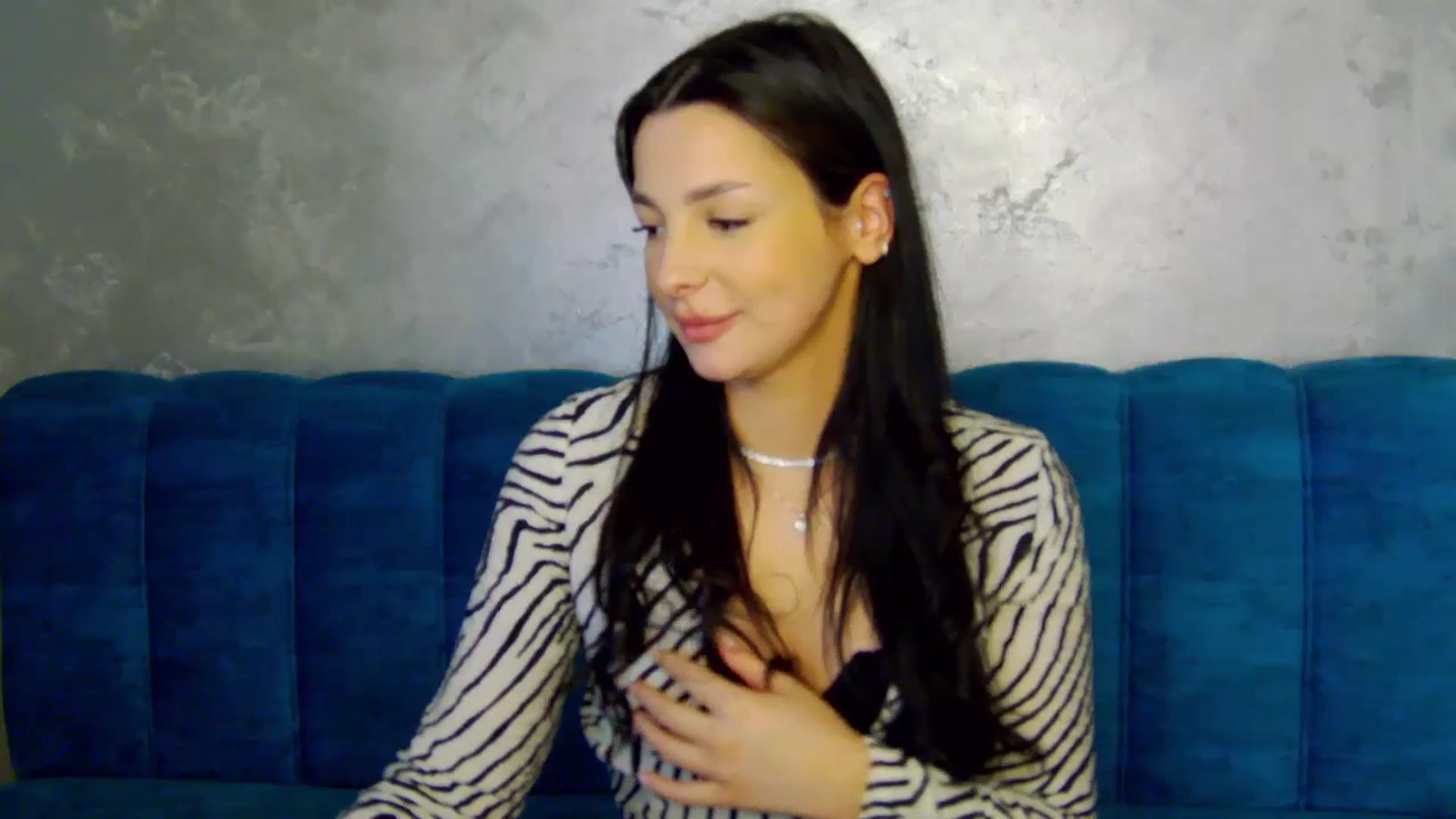 Gallery image thumbnail from SexyLittleMe's myfreecams stream on, 01/31/2025, 17:35 image 16 of 20