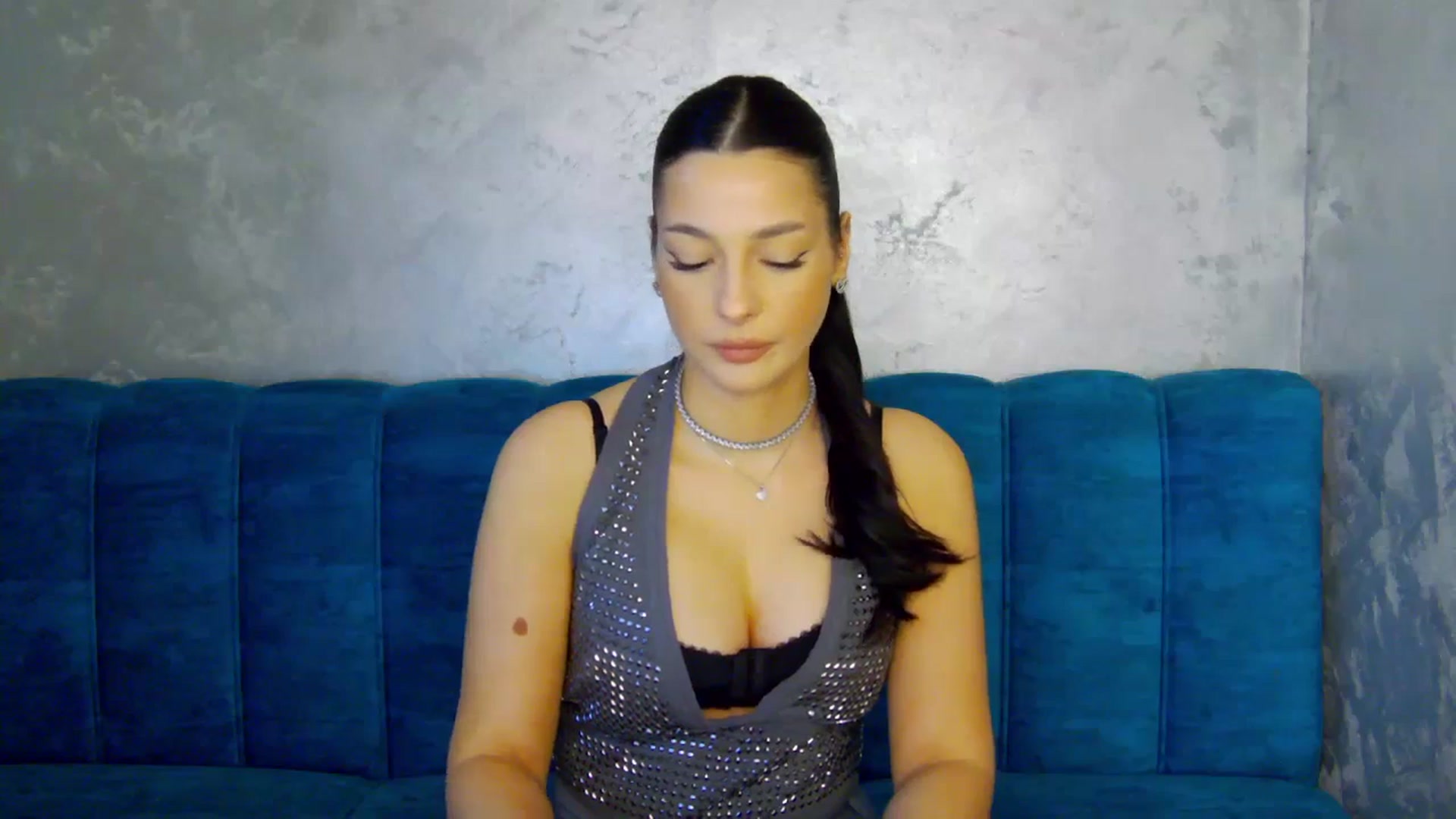 Gallery image thumbnail from SexyLittleMe's myfreecams stream on, 02/02/2025, 14:14 image 8 of 20