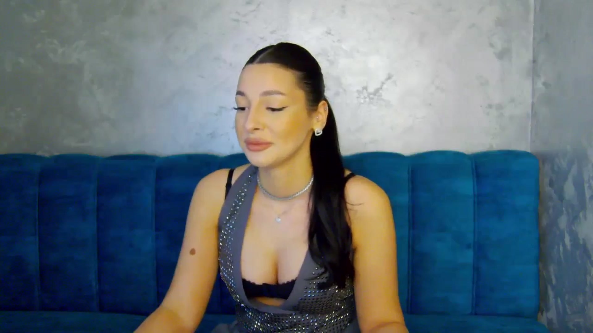 Gallery image thumbnail from SexyLittleMe's myfreecams stream on, 02/02/2025, 14:14 image 14 of 20