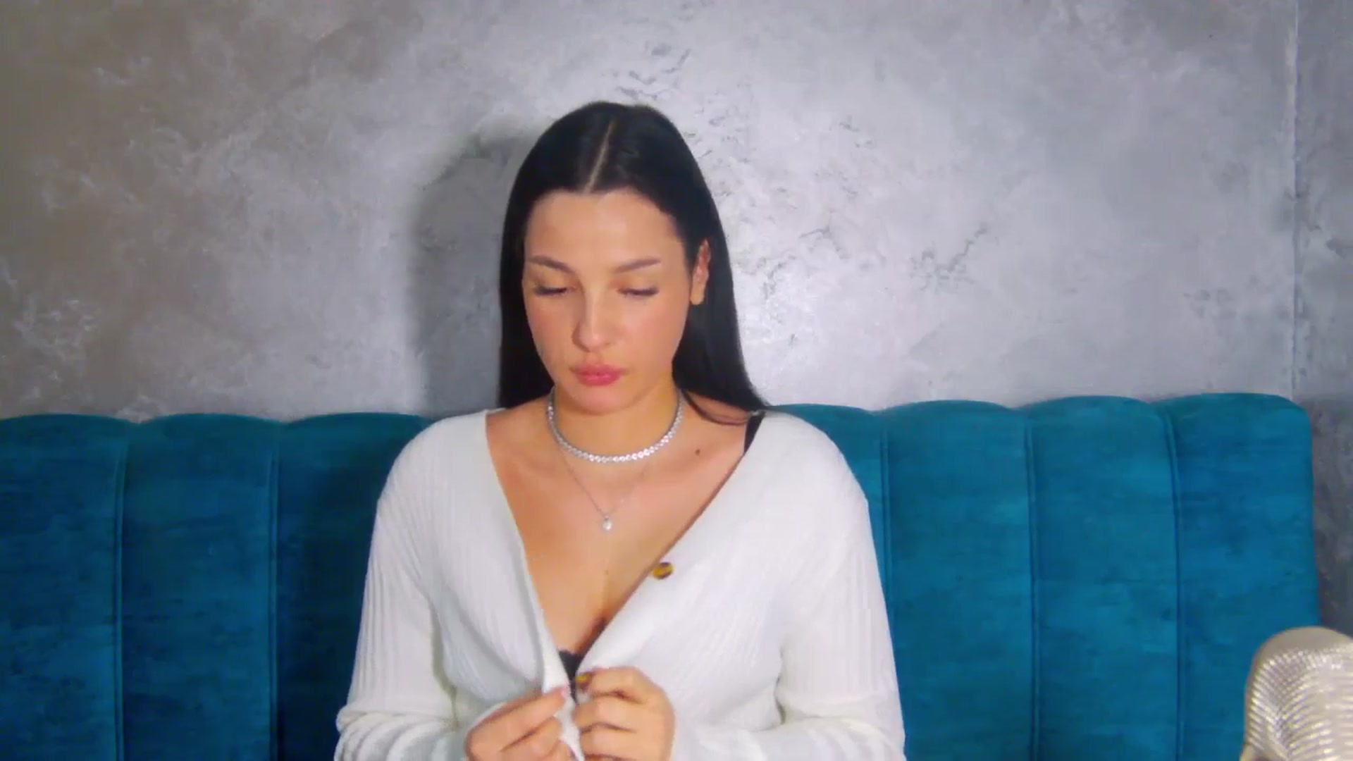 Gallery image thumbnail from SexyLittleMe's myfreecams stream on, 02/05/2025, 20:54 image 2 of 20