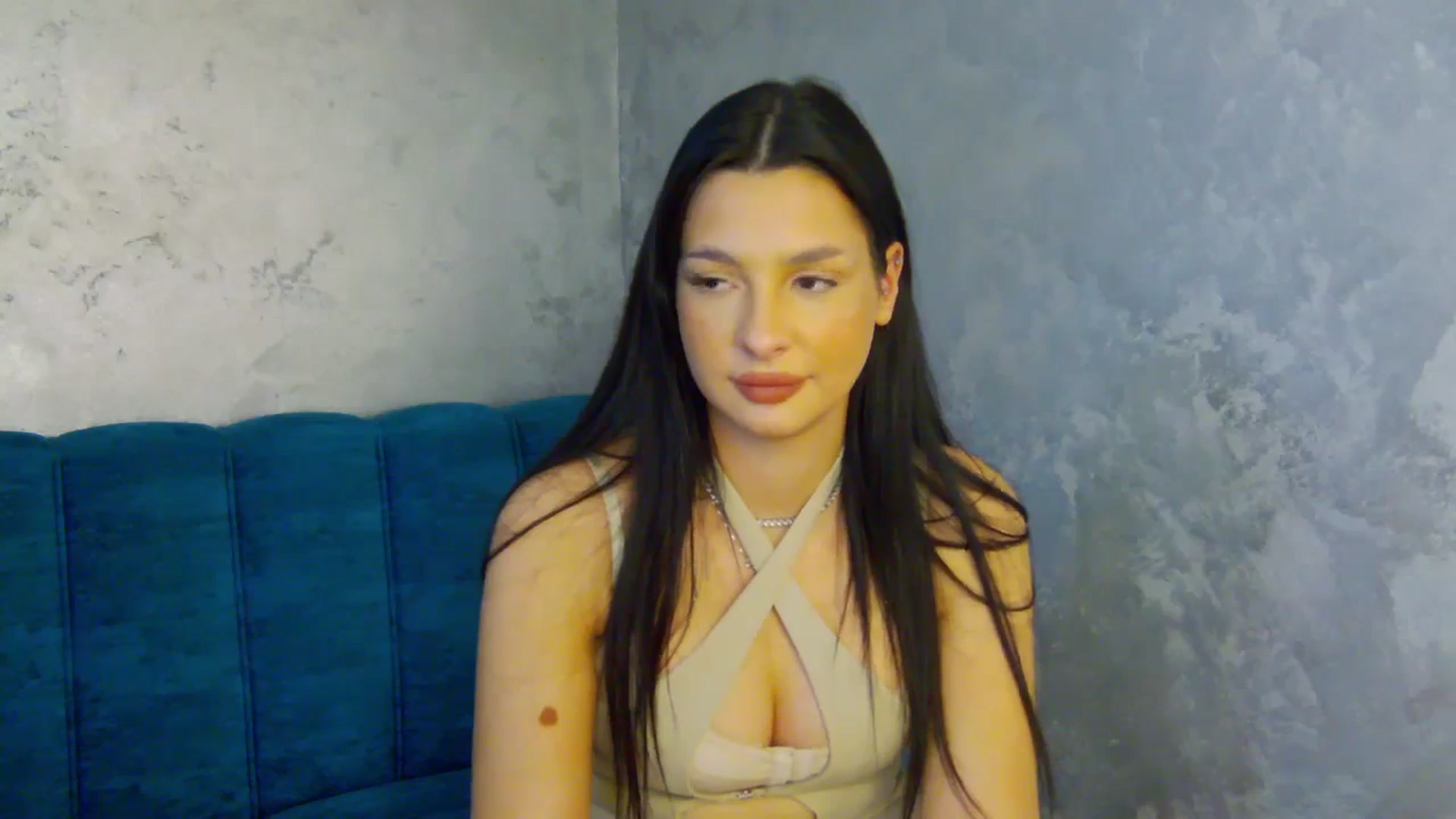 Gallery image thumbnail from SexyLittleMe's myfreecams stream on, 02/07/2025, 20:31 image 14 of 20