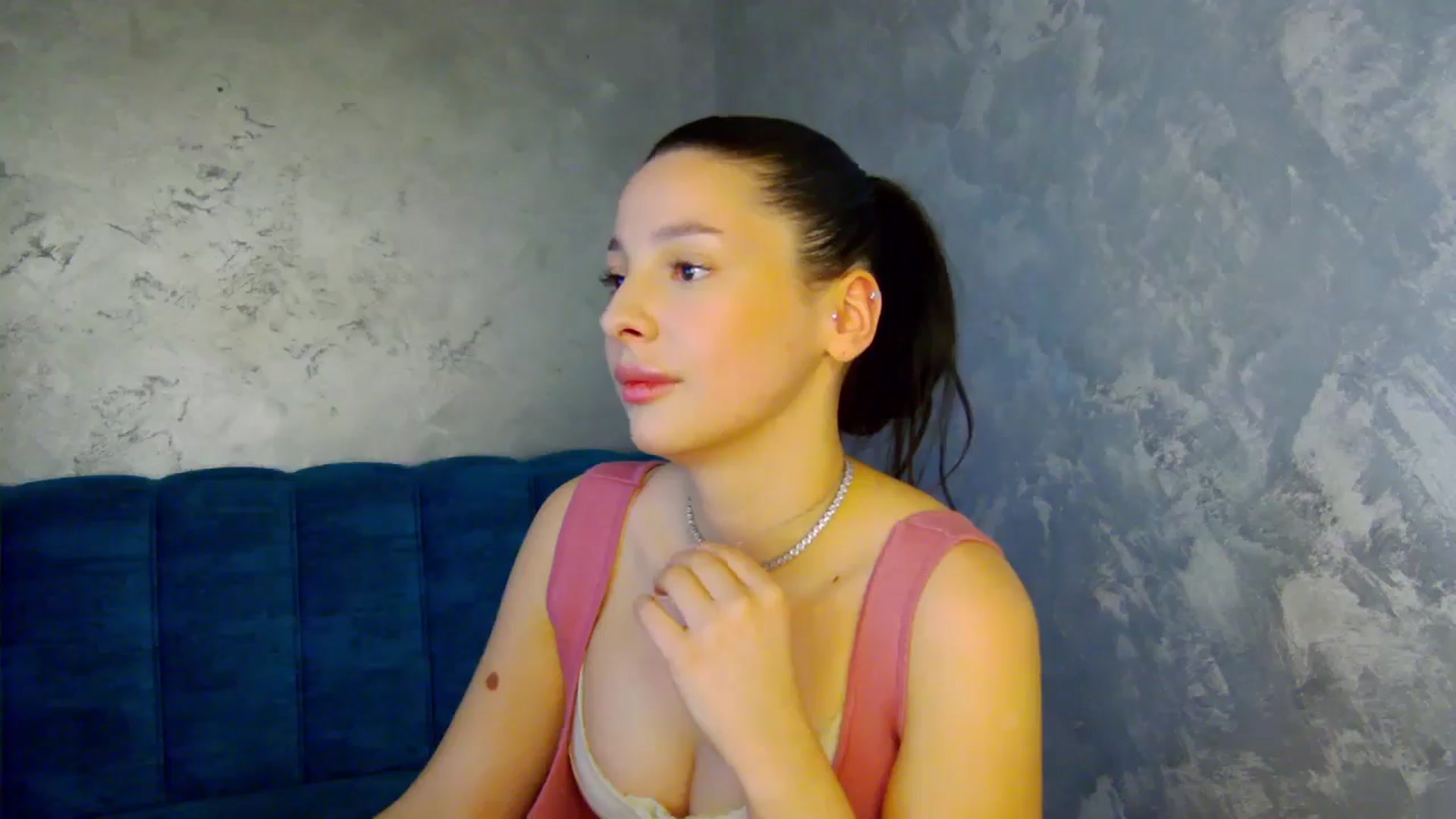 Gallery image thumbnail from SexyLittleMe's myfreecams stream on, 02/13/2025, 16:25 image 13 of 20
